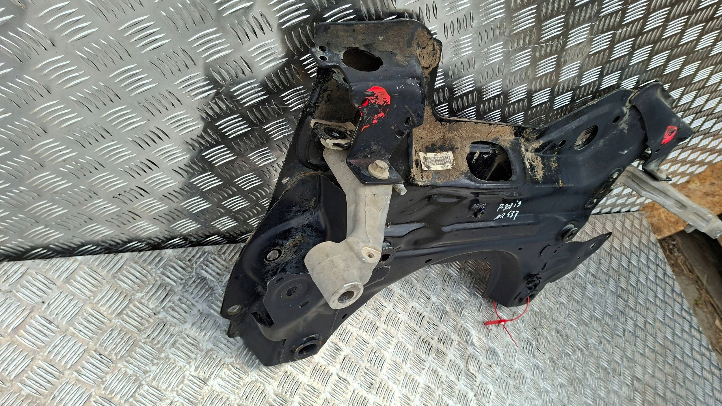 axle beam front PEUGEOT 308 II 2013