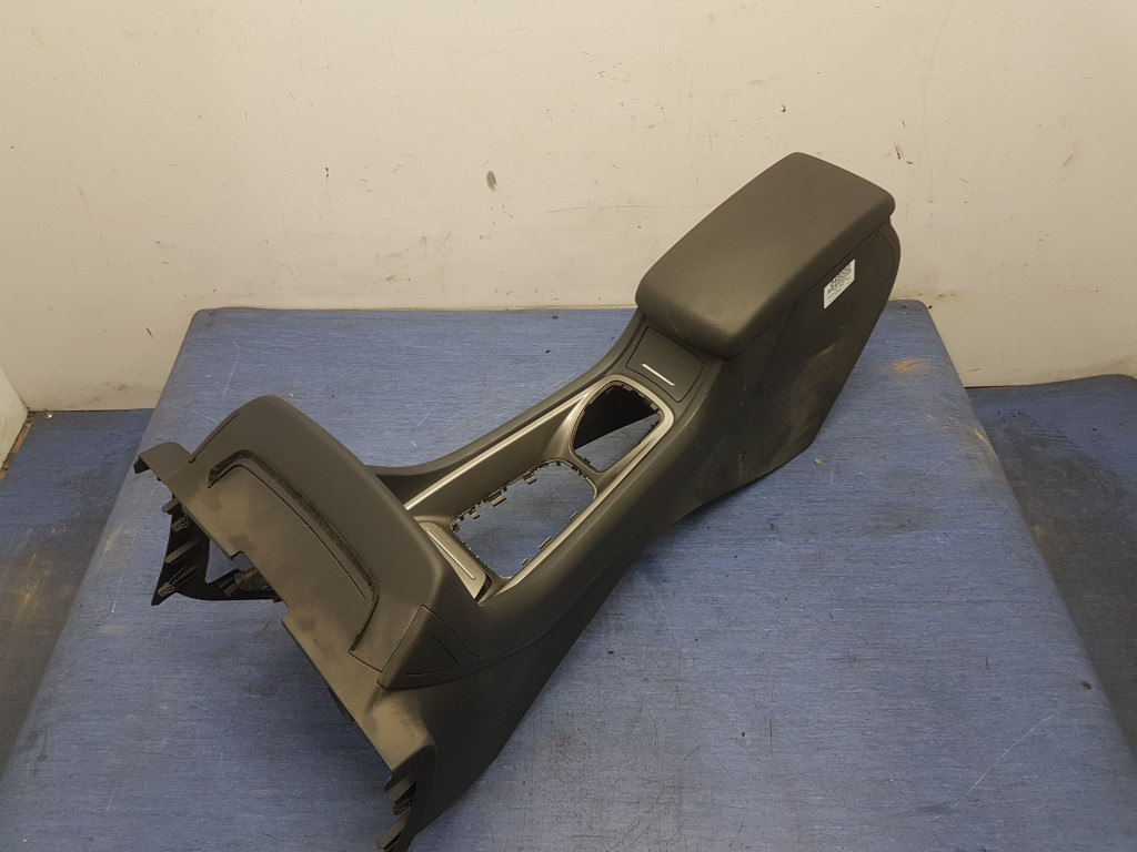 CITROEN C5 II X7 тунель середина