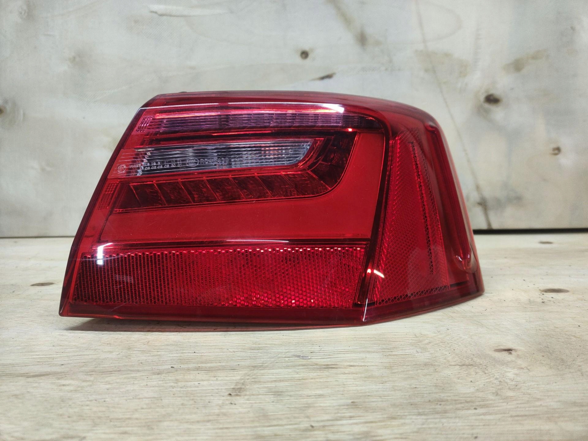 light rear right side Audi A6 C7 2012 4G5945096A