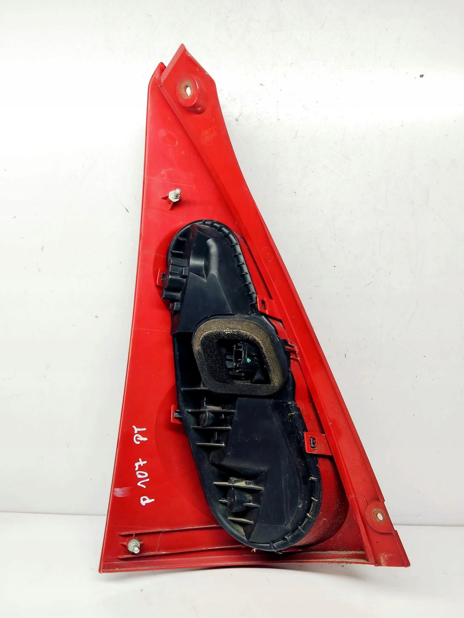 light right rear part Peugeot 107 3D 1.0 81550-0H040