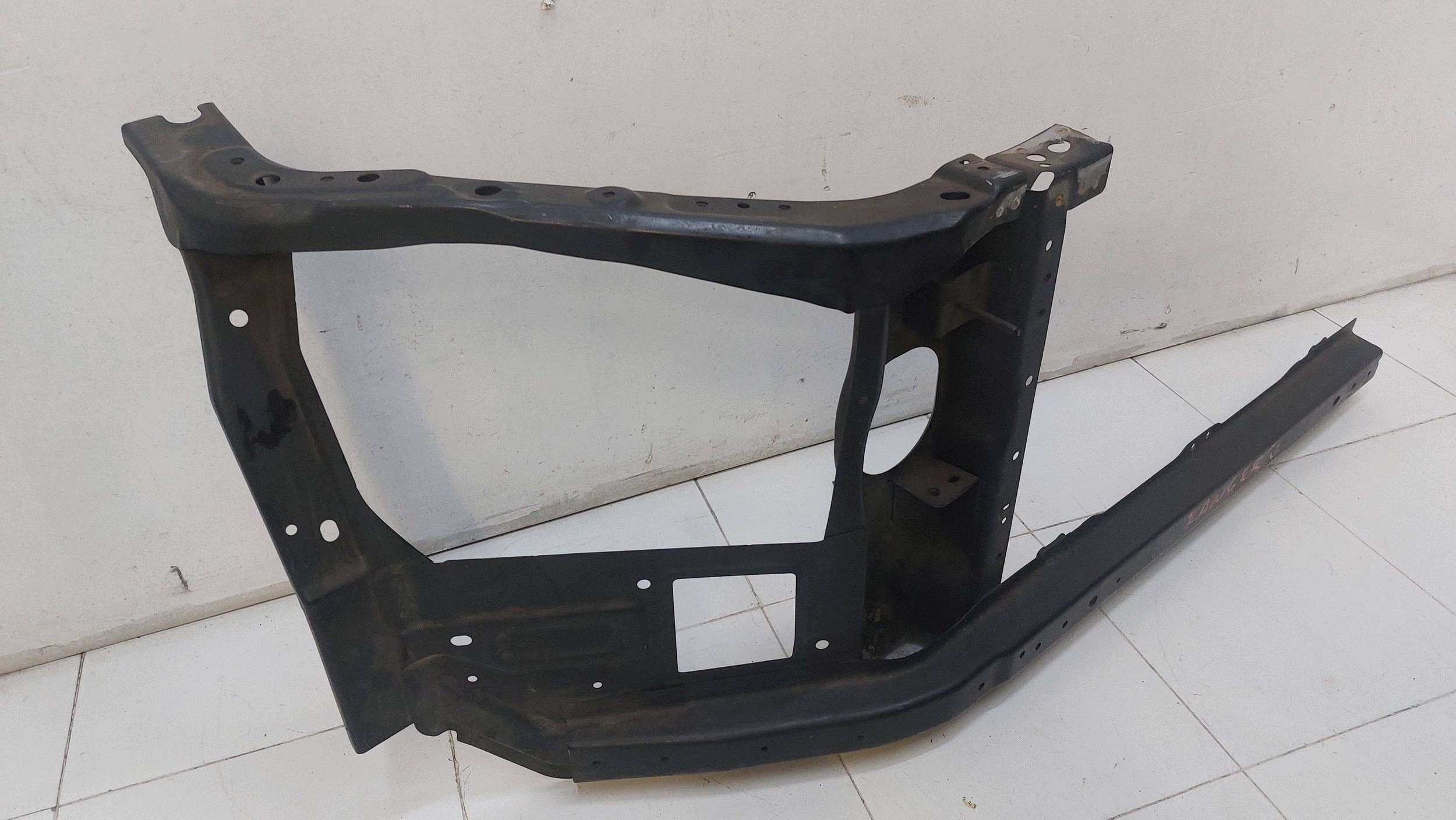FORD RANGER V 19r> support panel for radiators OKULAR right