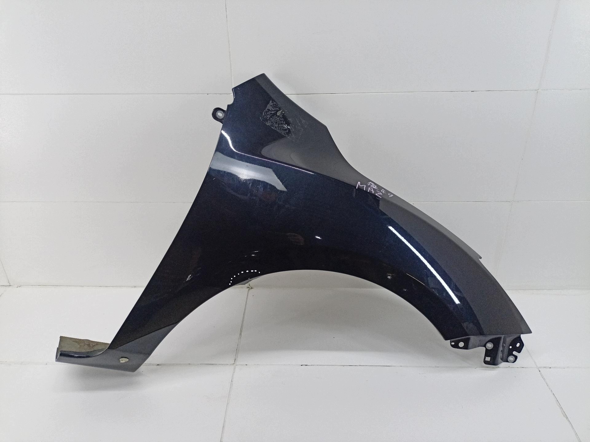 fender front right side Mazda 3 2 BL 2010