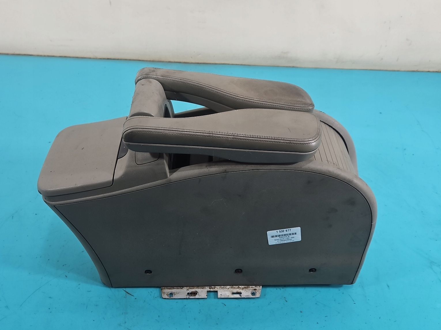 PODŁOKIETNIK TUNEL RENAULT SCENIC II 2 EUROPA