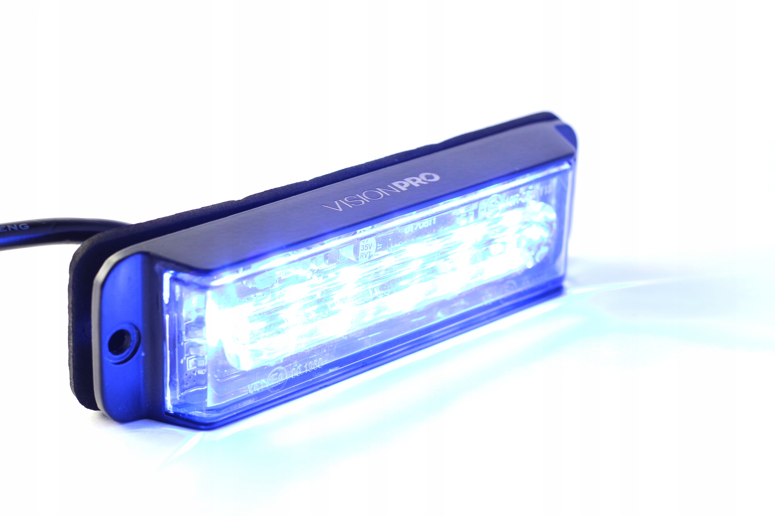 ELTA LAMPA OSTRZEGAWCZA STROBOSKOP 6 LED 30W Light Source LED