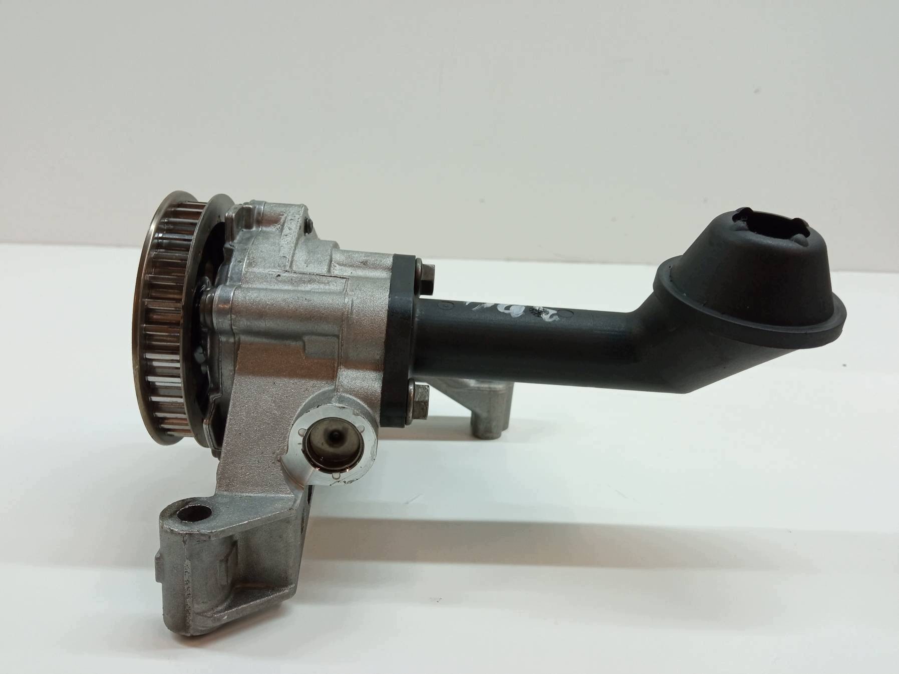 Pompa olio motore 03L115105B 1.6 TDI Seat Altea e (2004- )