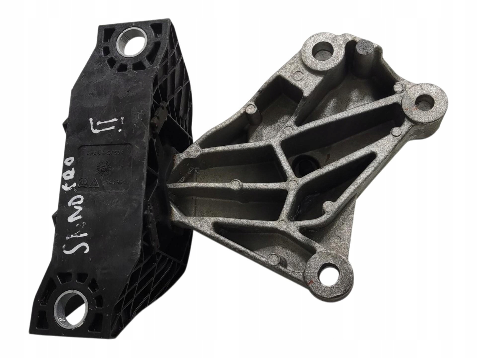 holder engine mount DACIA SANDERO II 0.9 TCE 2012-2016 113758313R
