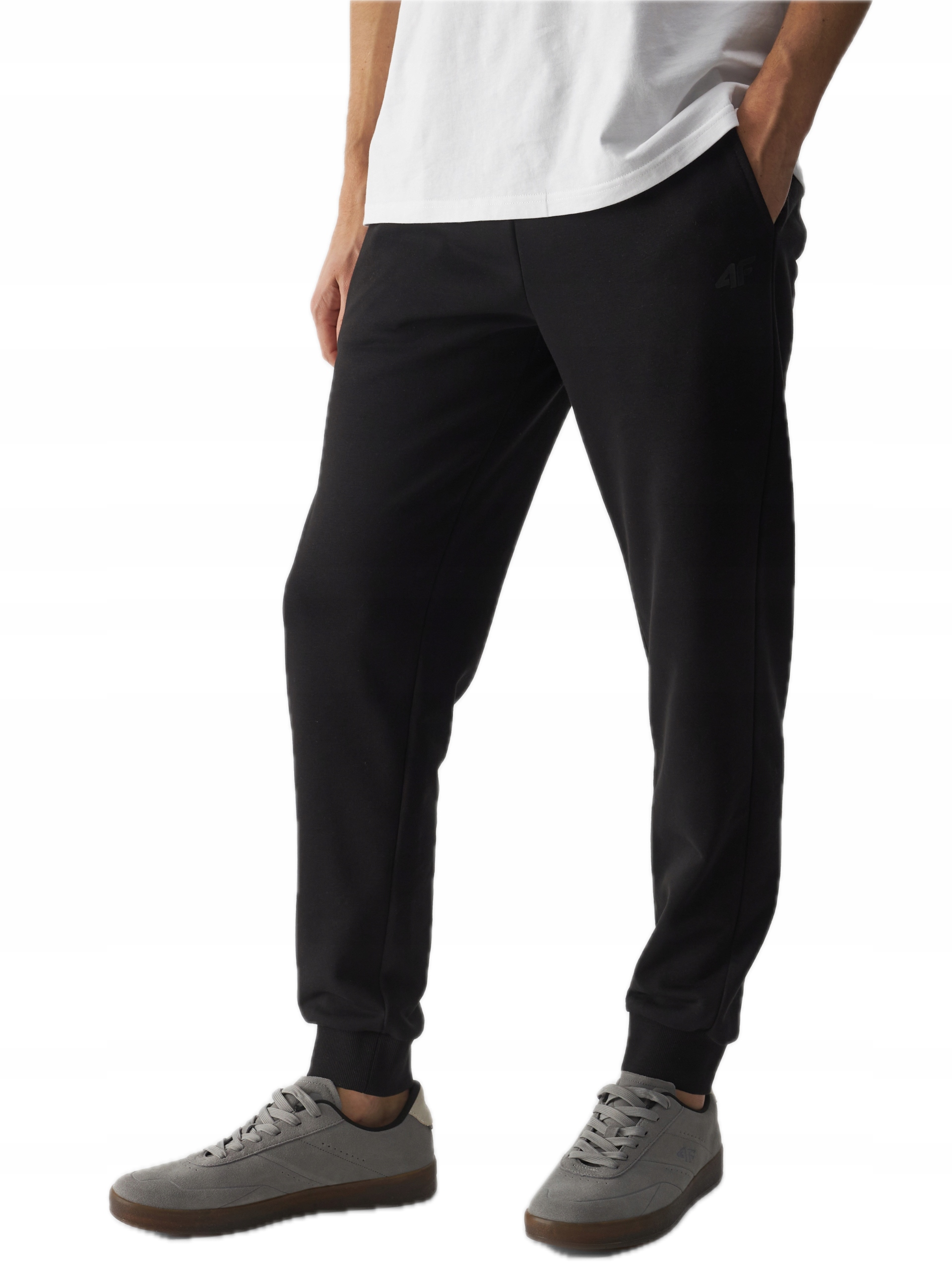 Spodnie 4F 4FWMM00TTROM0942-20S r.M Męskie Dresowe Joggery Nowe