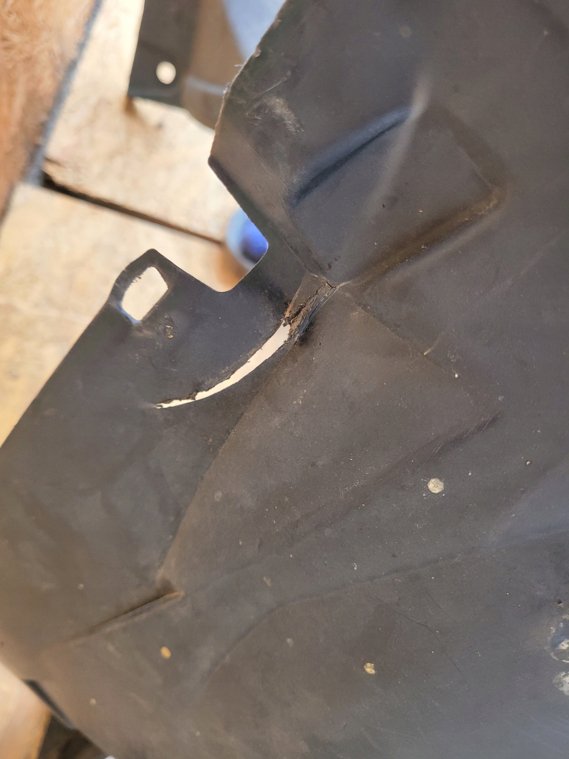 mudguard front front right DACIA SANDERO II