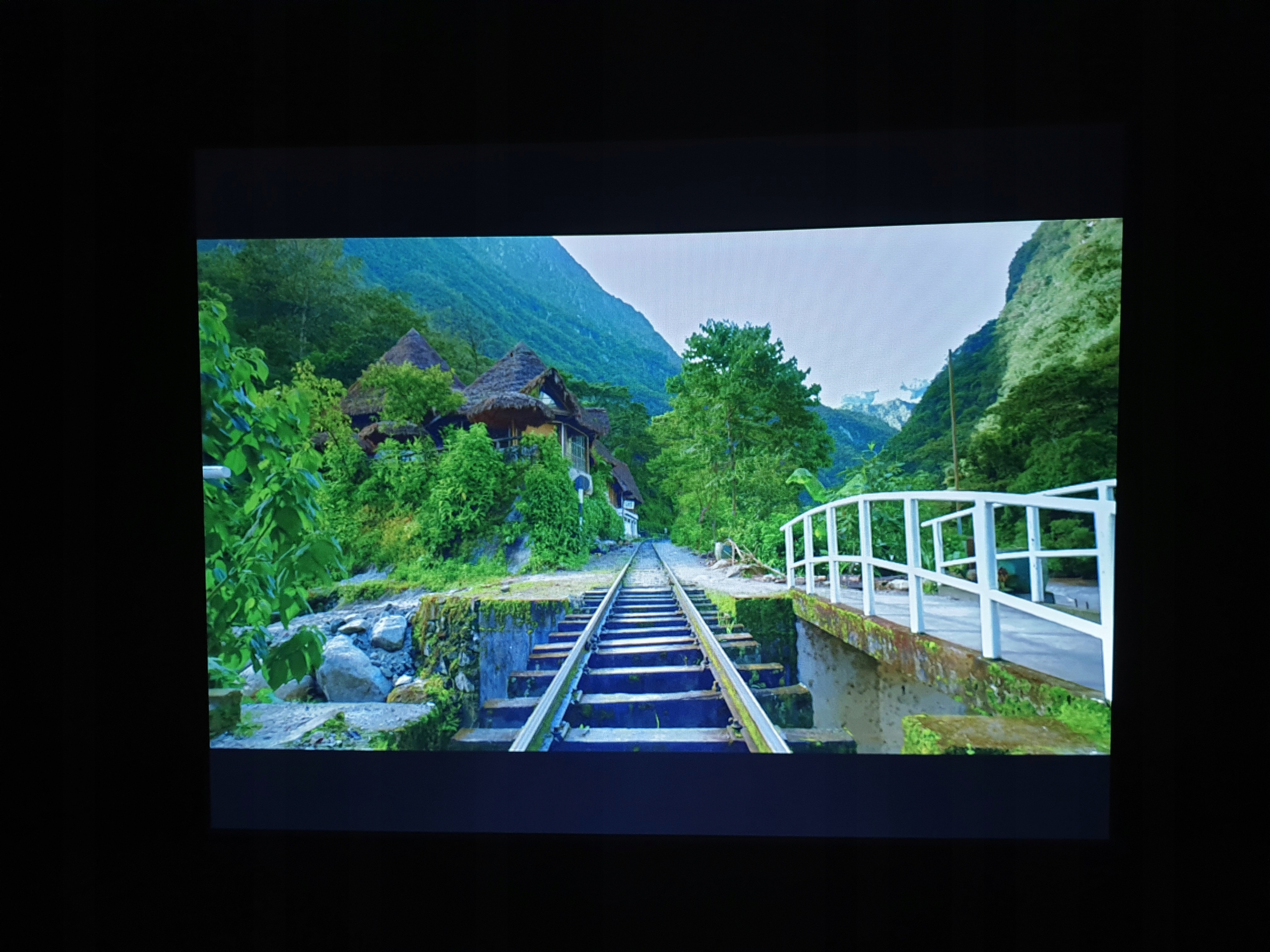 PROJEKTOR RZUTNIK SANYO PLC-XU105 KINO DOMOWE HDMI XBOX PS4 Rozdzielczość podstawowa (px) 1024 x 768