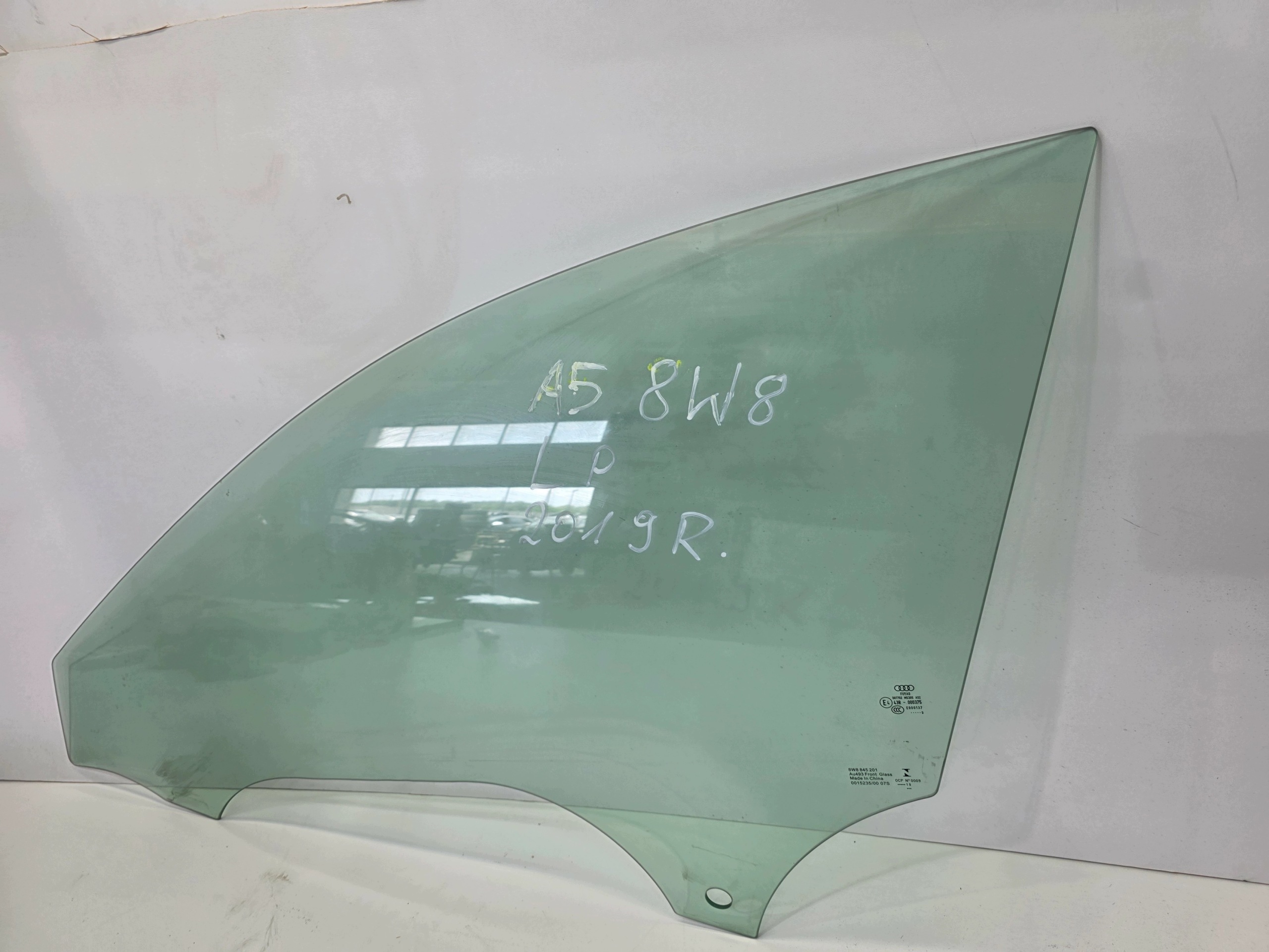 window side door left front AUDI A5 8W 8W8845201 2019 ROK