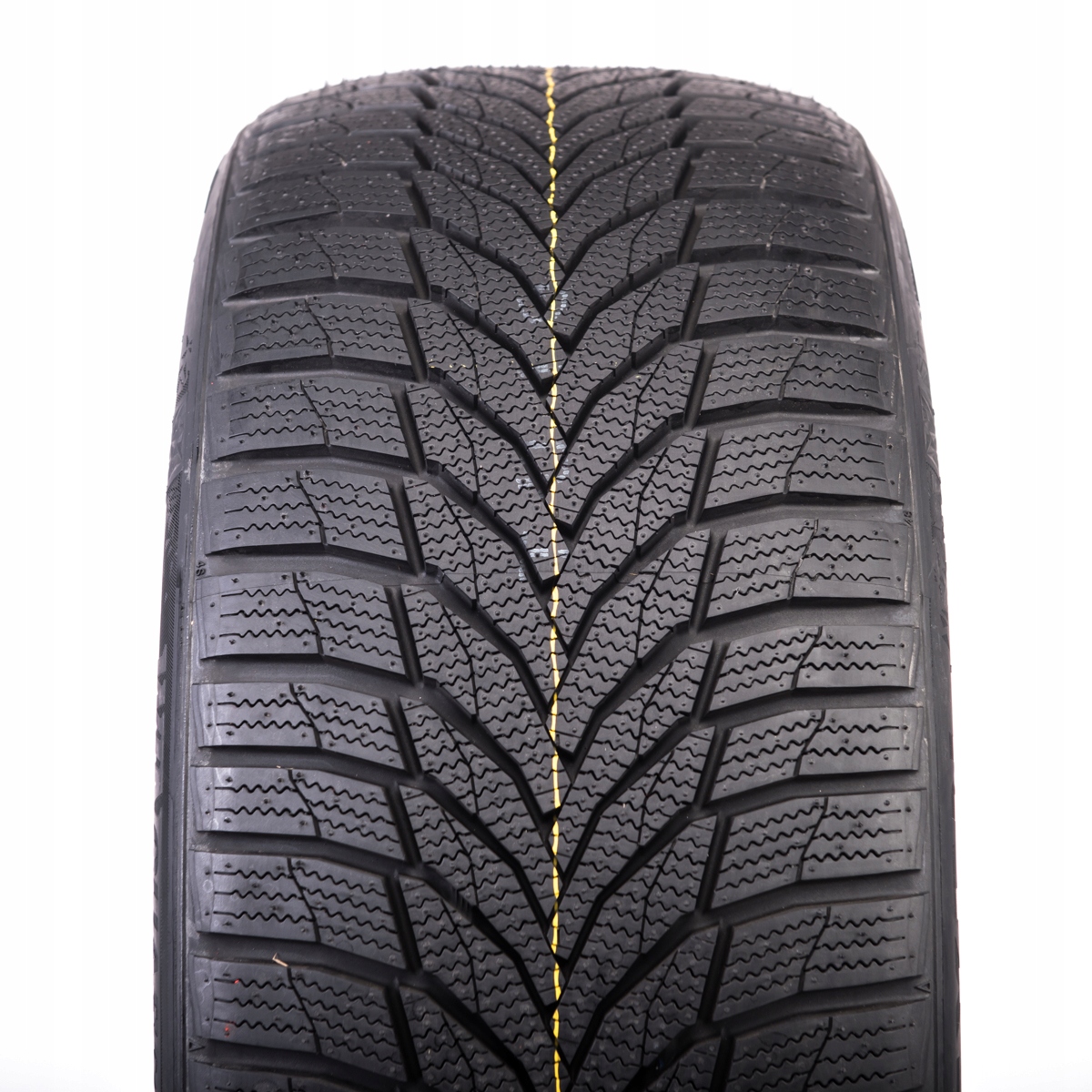 1x Zimní Pneumatika 235/55R17 Nexen Winguard Sport 2