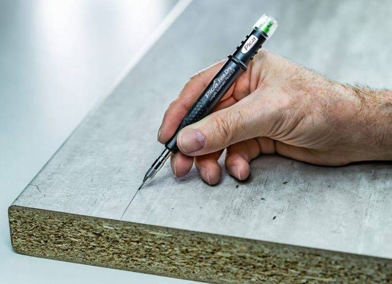 PICA Ołówek automatyczny 0.9mm 7070 Kod producenta 7070