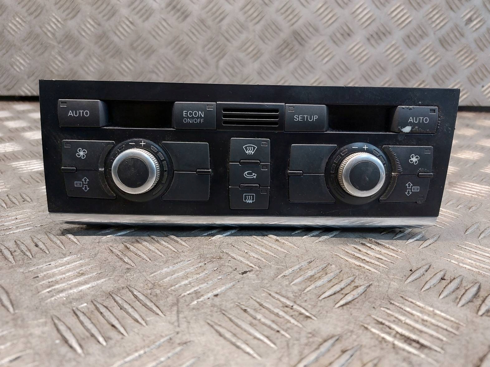 PANEL klími AUDI A6 C6 4F2820043P