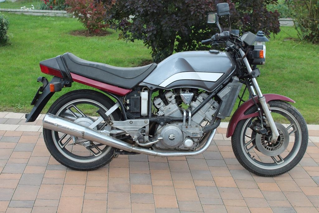 YAMAHA XZ550 WIATRAK WENTYLATOR CHŁODNICY Producent Yamaha OE