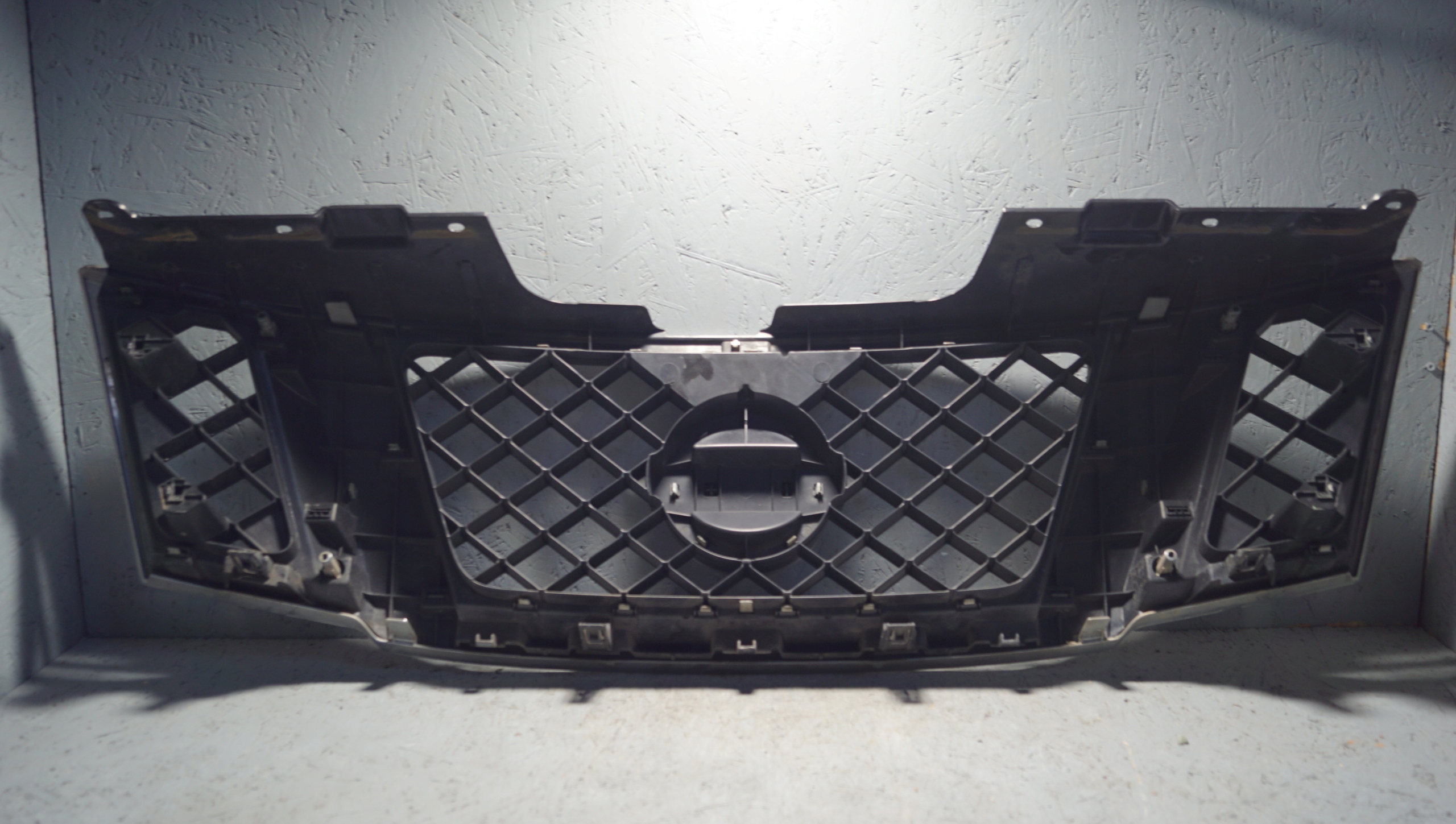 Nissan Navara D40 Kühlergrill FRONTGRILL Kühlergitter - Thumbnail 11