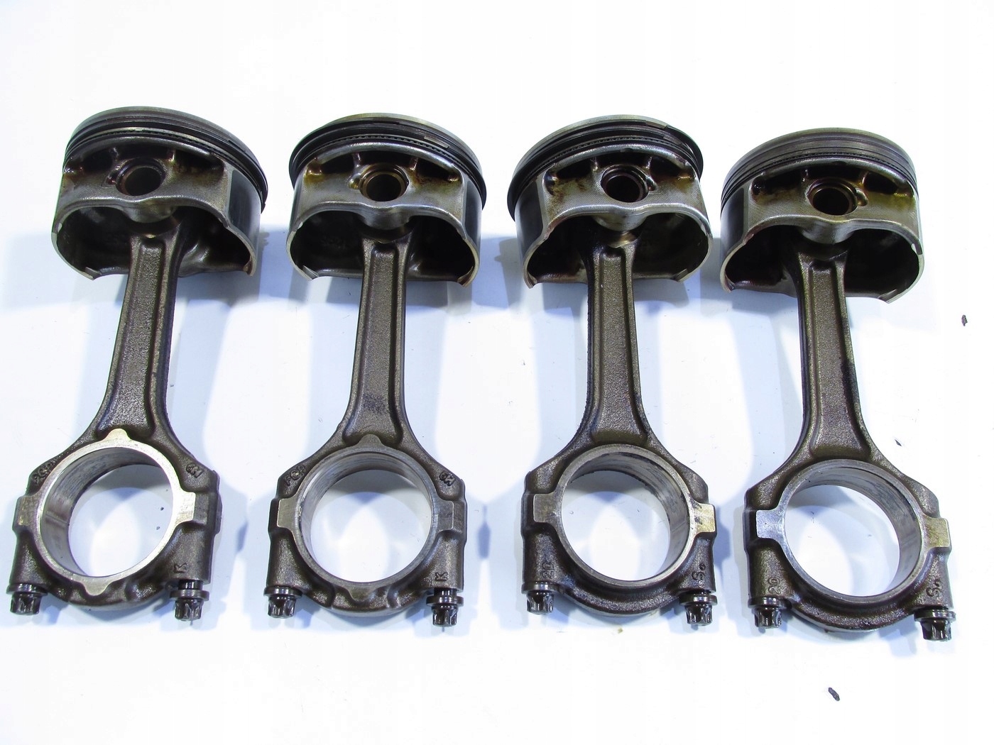 Поршень поршні шатуни opel vectra c 1.8 16V z18xer