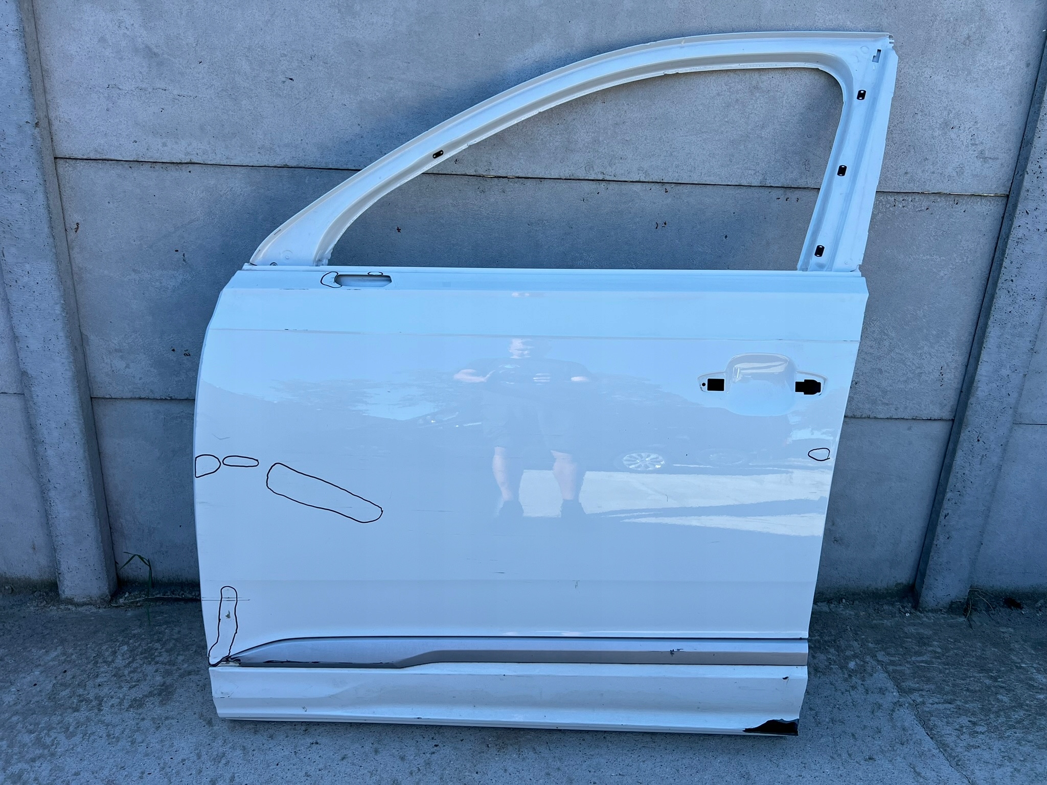 ДВЕРІ AUDI Q7 4Mm0 ВІД 2015 ПЕРЕД ЛІВИЙ СПЕРЕДУ ЗЛІВА