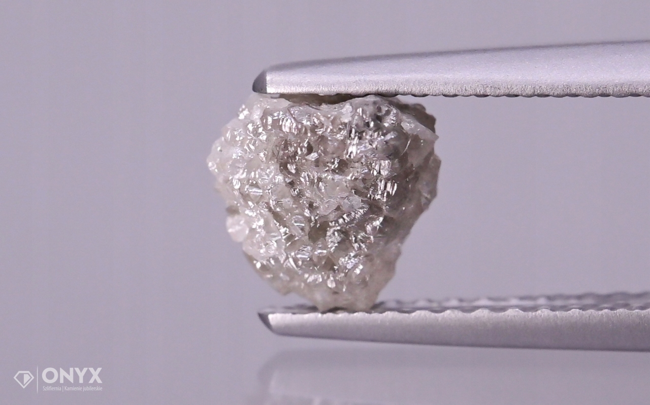 Diamant stříbrný hrudkující 6,5x6,5 mm