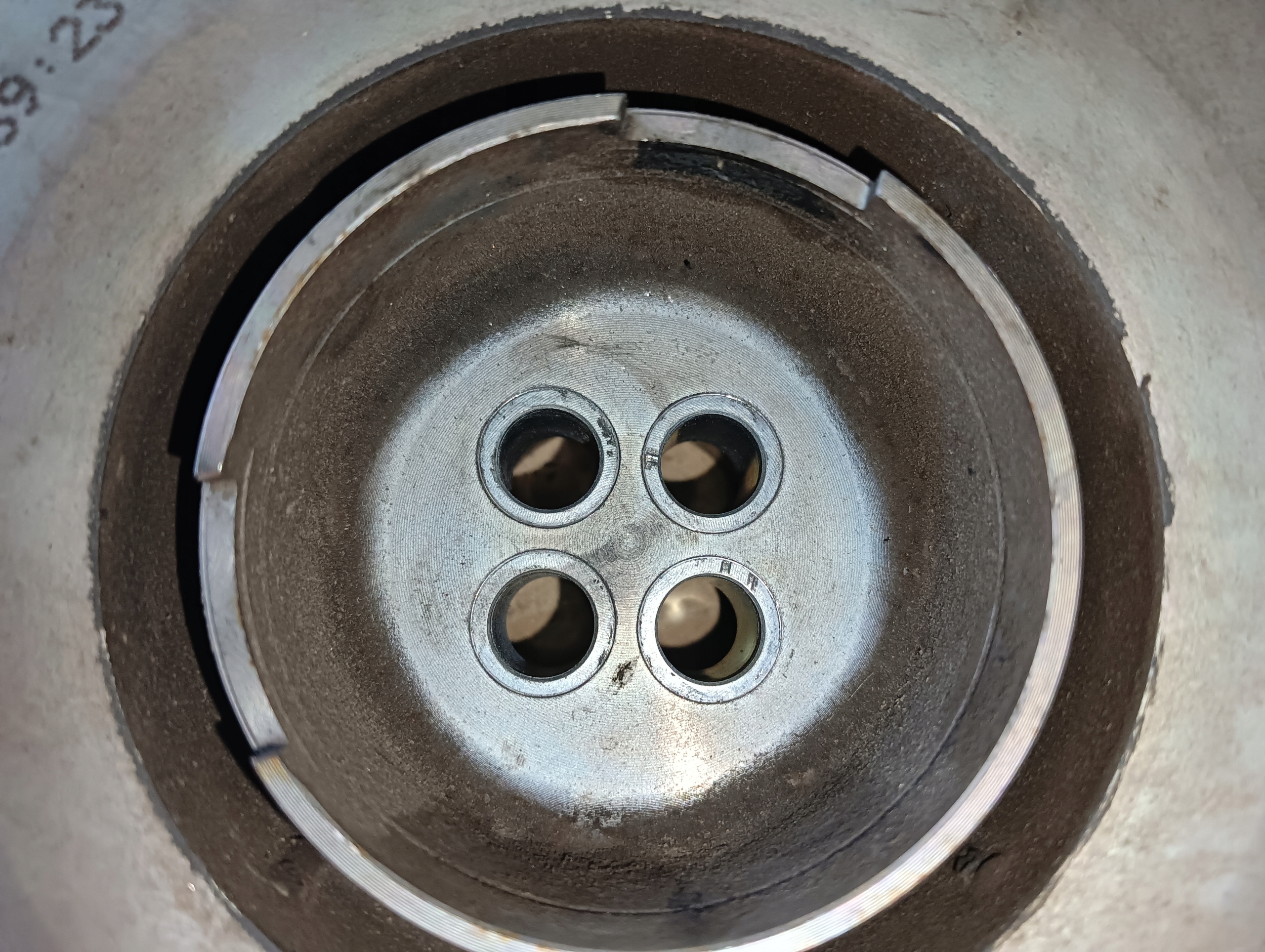 KOŁO PASOWE BMW 2.0D B47 I 7619245 18495010 Producent części BMW OE