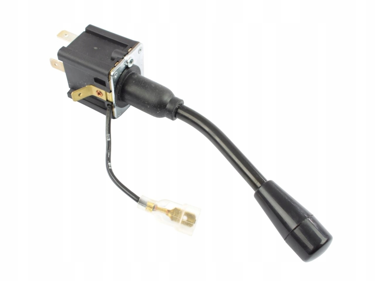 PRZEŁĄCZNIK 744070