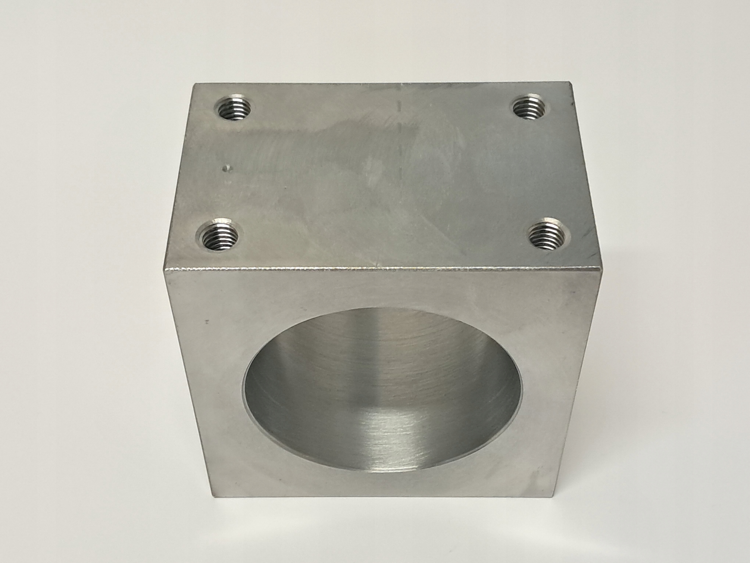 Lineární ložisko LM40 fi40 náboj ocelové pouzdro