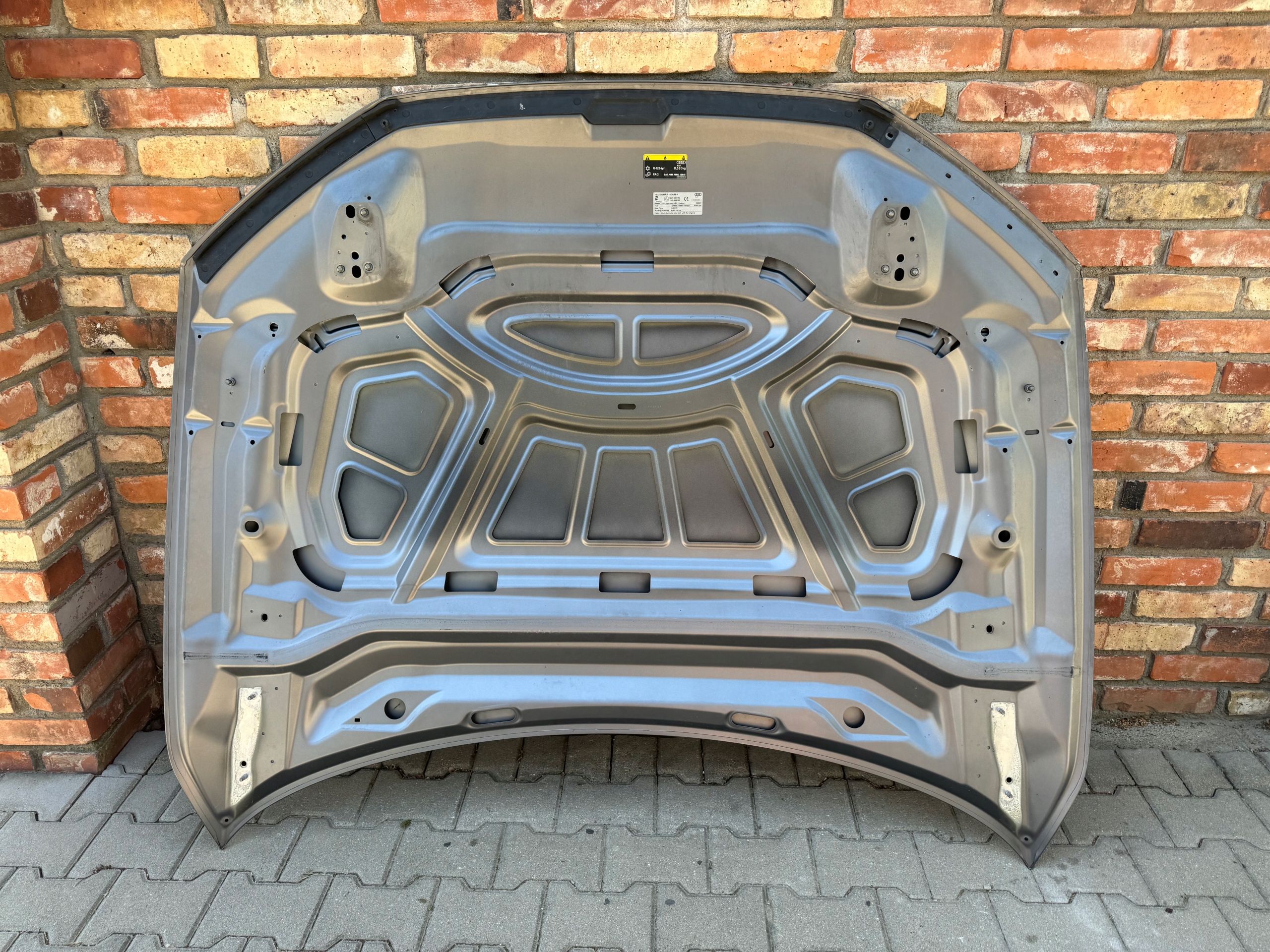 AUDI A7 4K 2018- MASKA GIEŁDA POZNAŃ Kolor do lakierowania