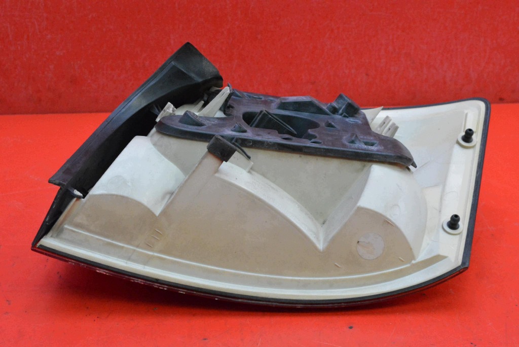 light left rear part rear 8E5945217 AUDI A4 B6 sedan 00-05
