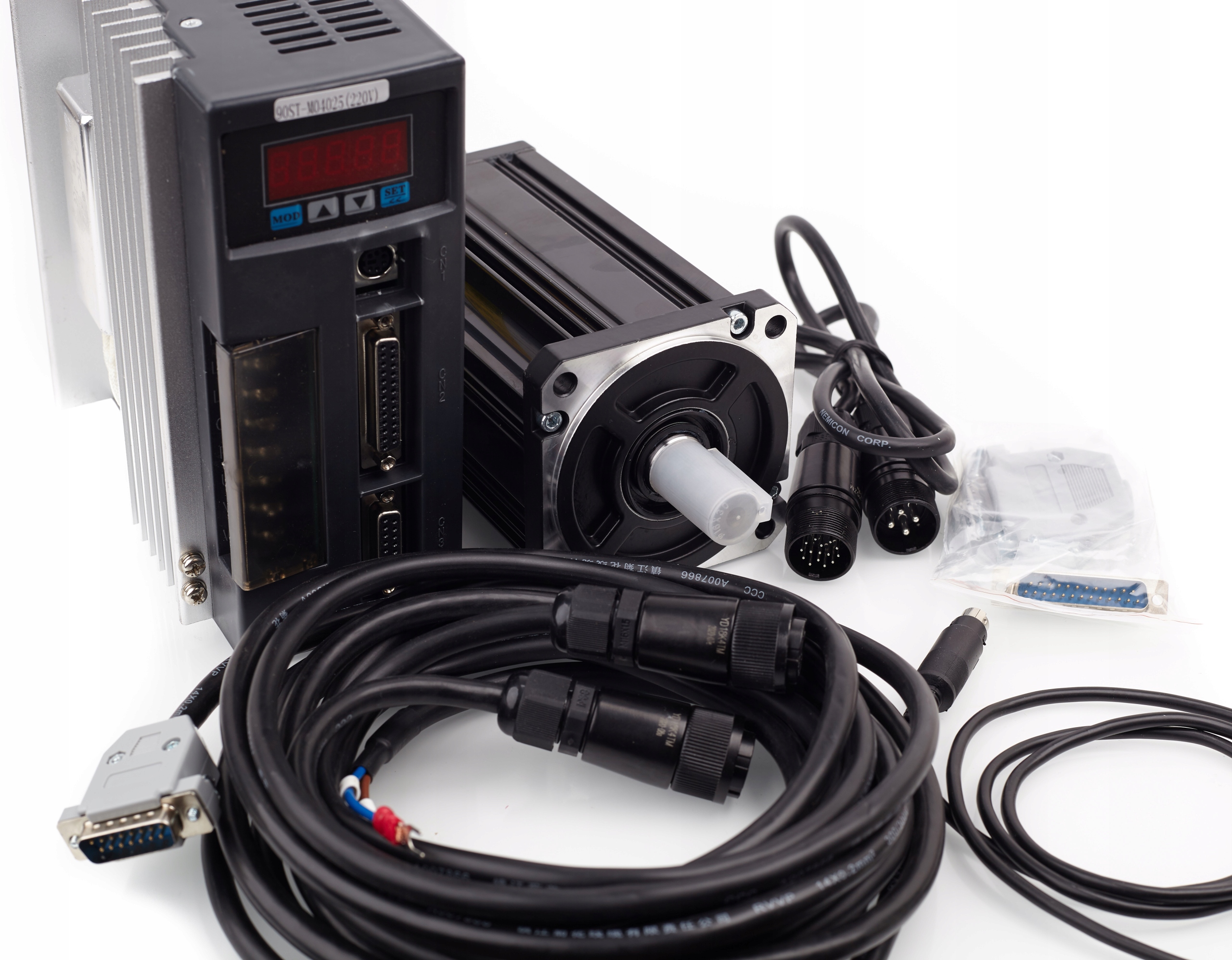 Servo motor serwo silnik 1kw 4Nm sterownik Cnc