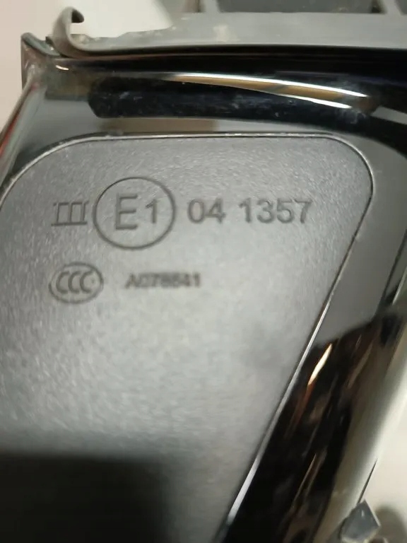 BMW 2 F45 LUSTERKO LEWE KOL.475 Strona zabudowy lewa