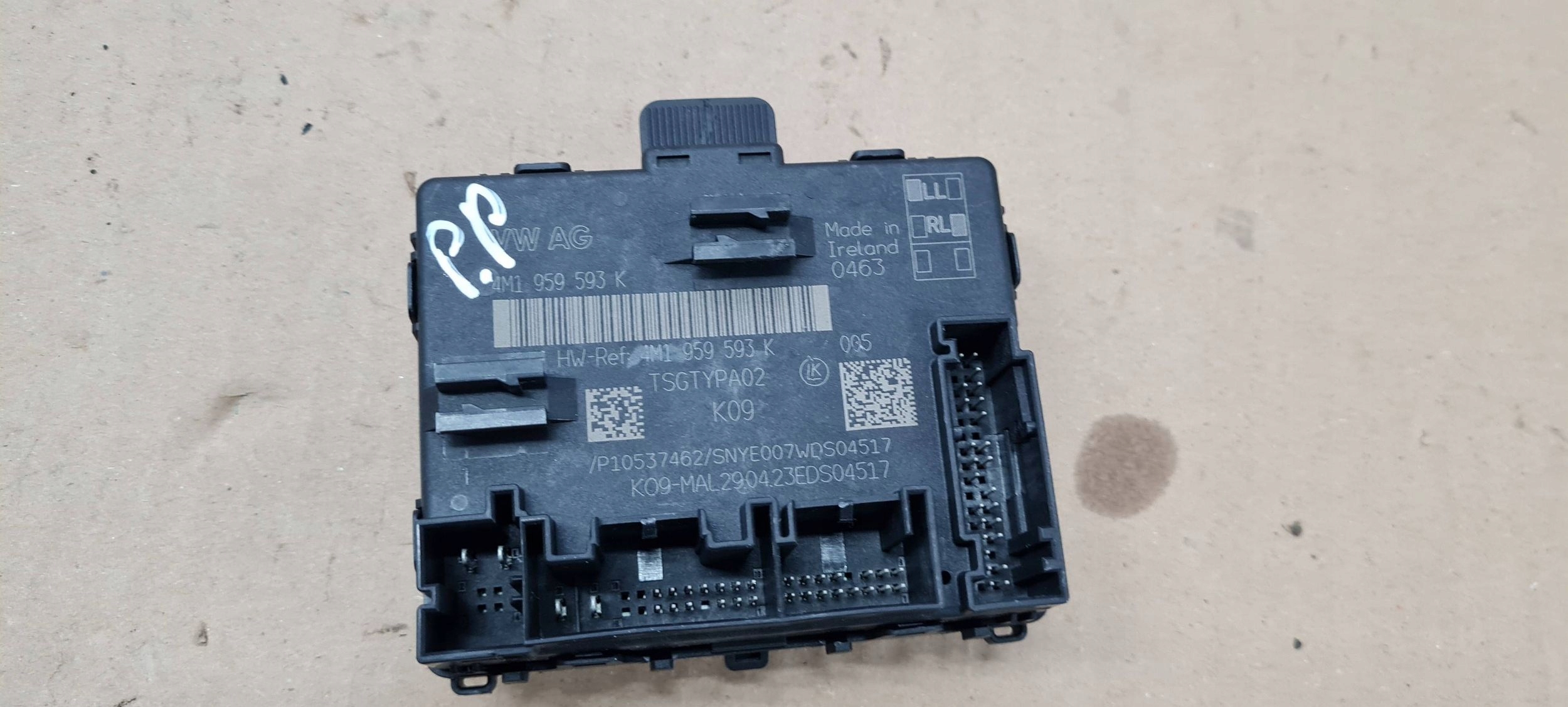 A6 C8 4K module control unit door front 4M1959593K A7 4K Q8 4M Q7