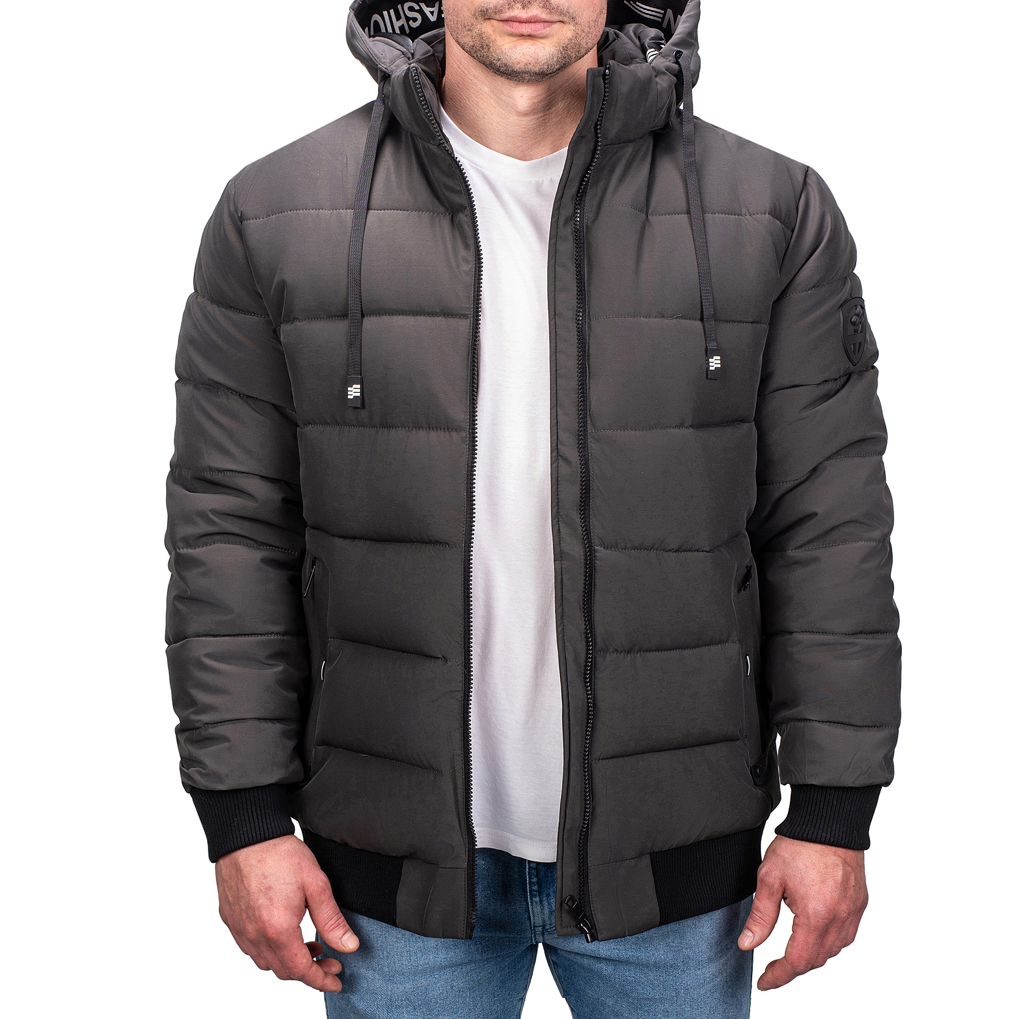 M7518-105 vel. XL Pánská Zimní Zateplená Prošívaná Bunda S Módní Značkou