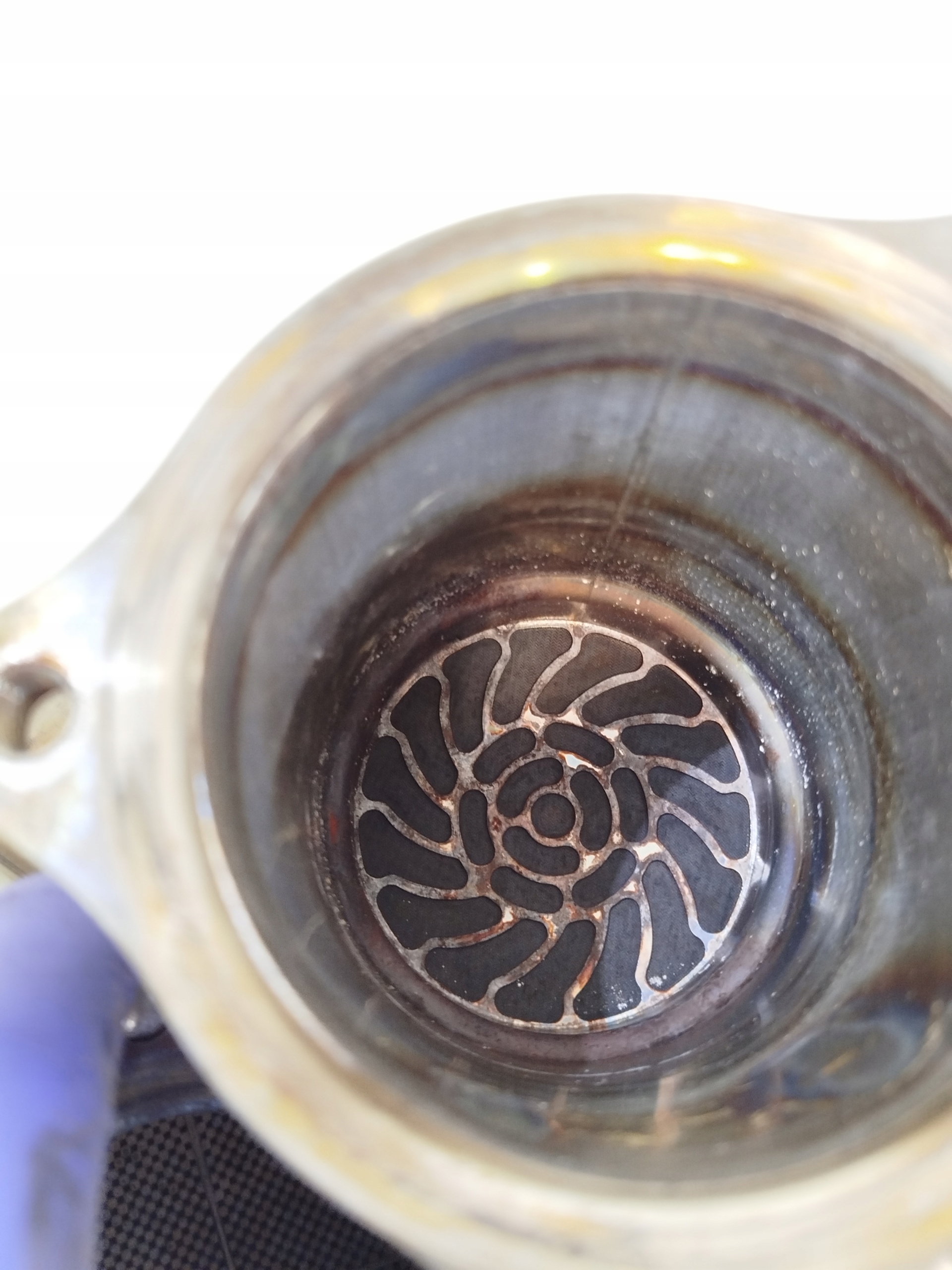 катализатор DPF Audi A4 B9 8W 2.0 tdi 04L131669H комплект , идеальный