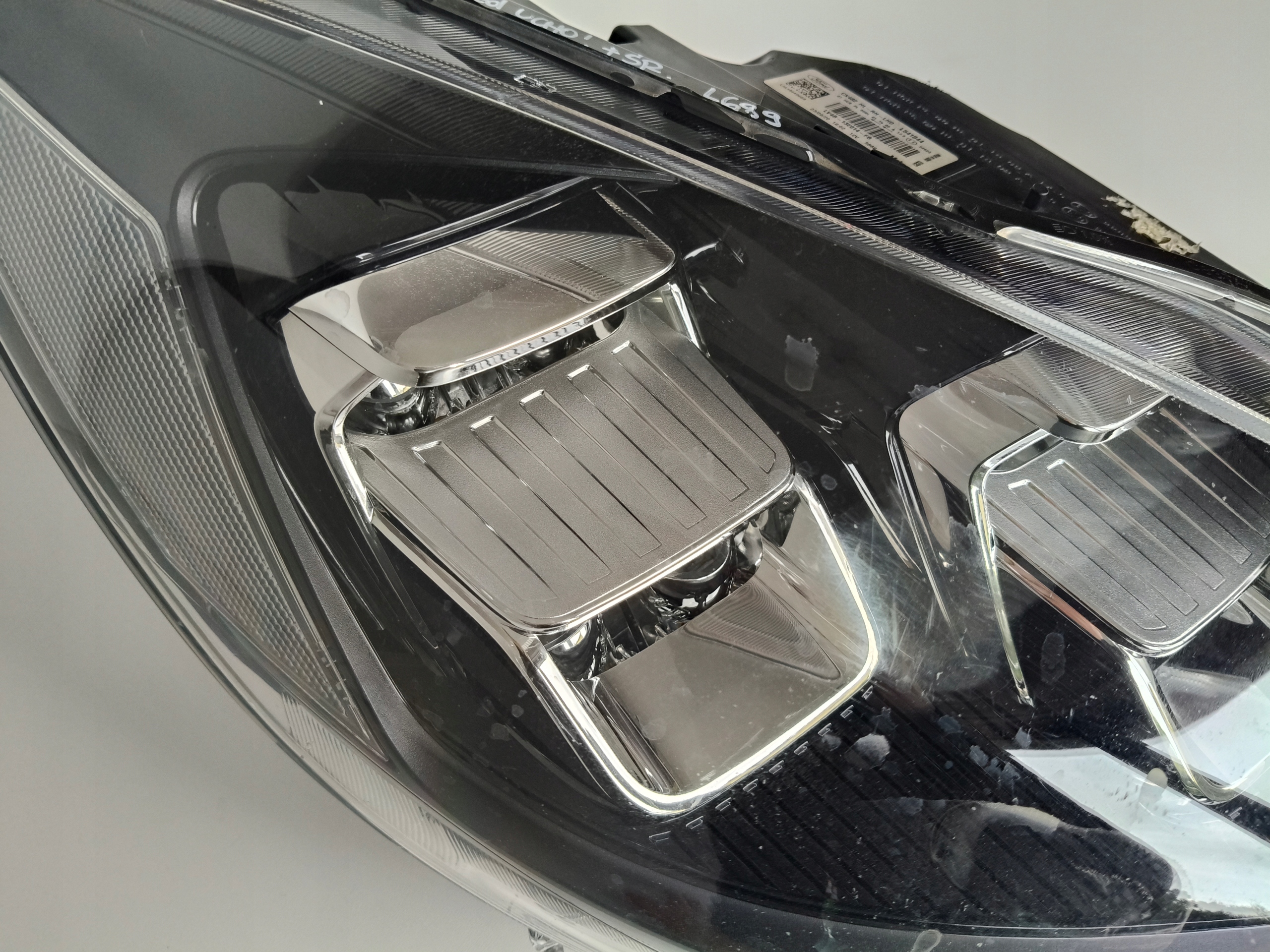 light right REFLEKTOR FORD KUGA MK3 19- FULL LED