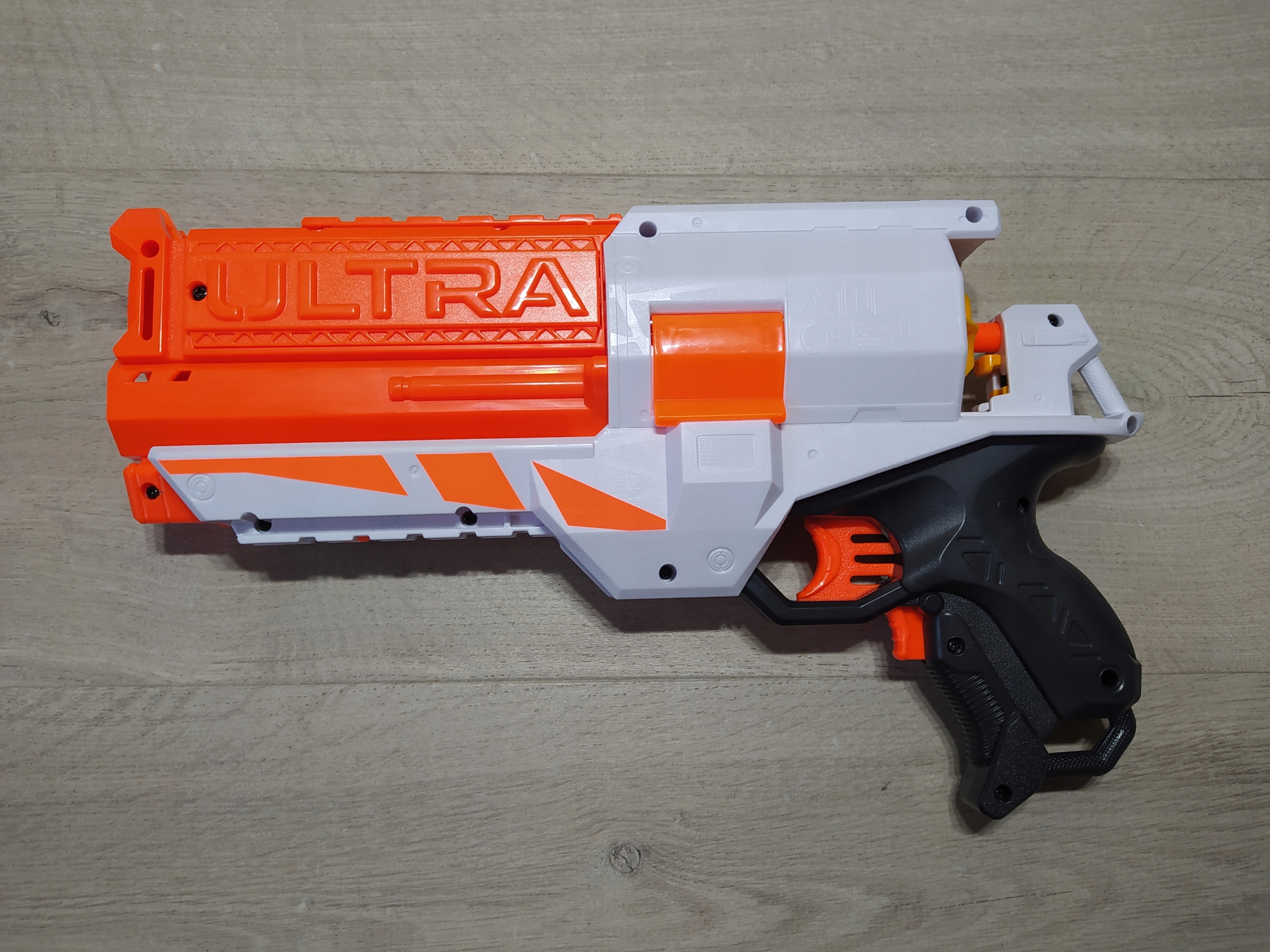 Nerf Ultra Two E7921 Wyrzutnia automatyczna OPIS Bohater brak