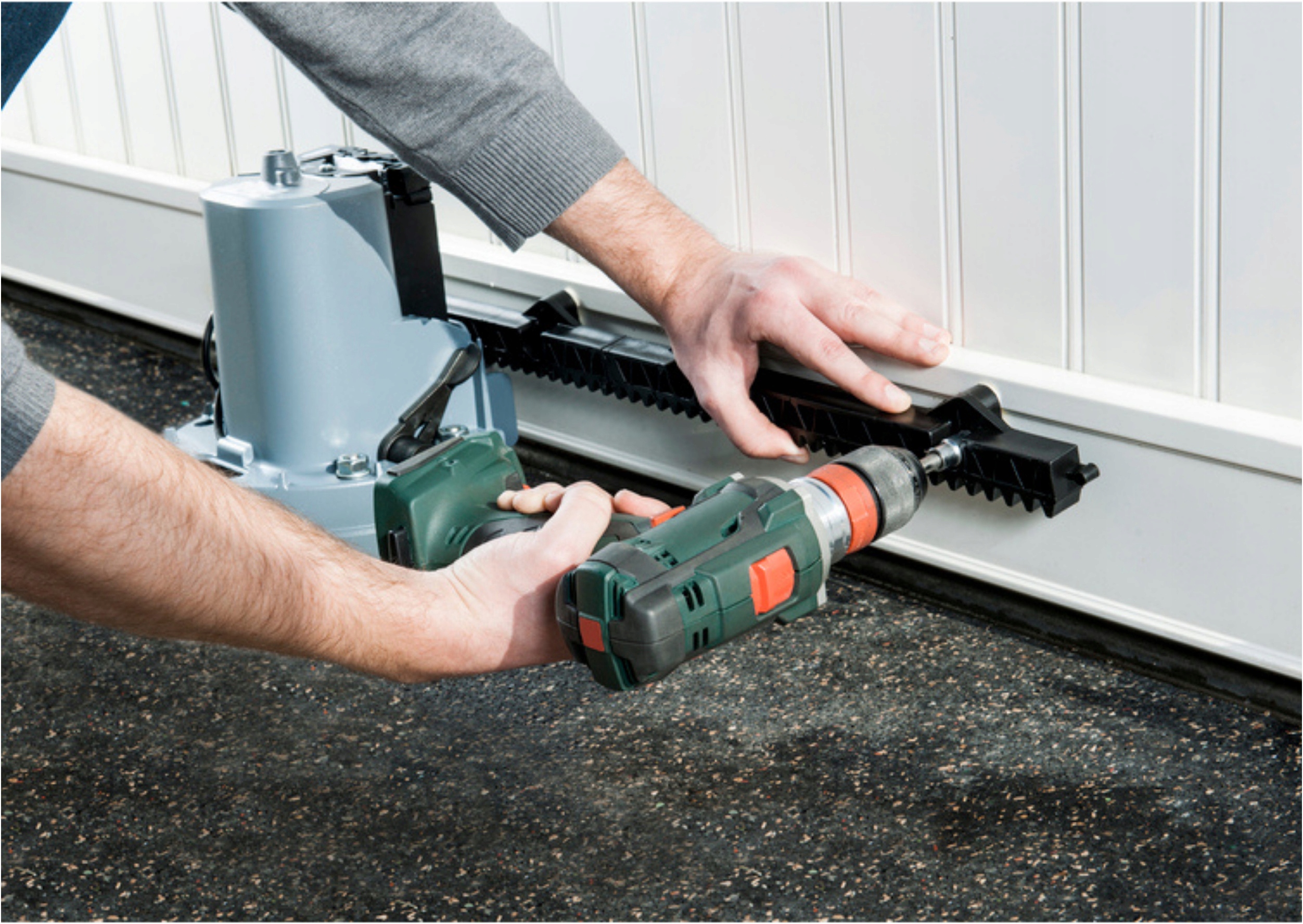 Napęd do bramy przesuwnej Somfy Freevia Essential 400 ACC Maksymalna długość skrzydła 6 m