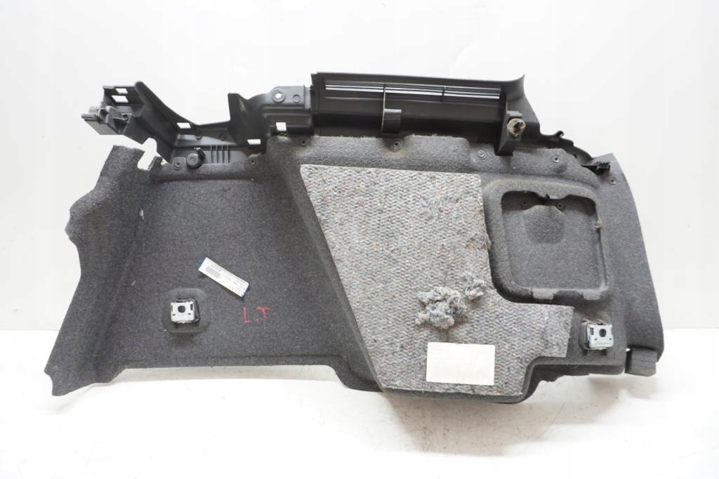 BOCZEK BAGAŻNIKA LEWY TYŁ VOLVO V50 Typ samochodu Samochody osobowe