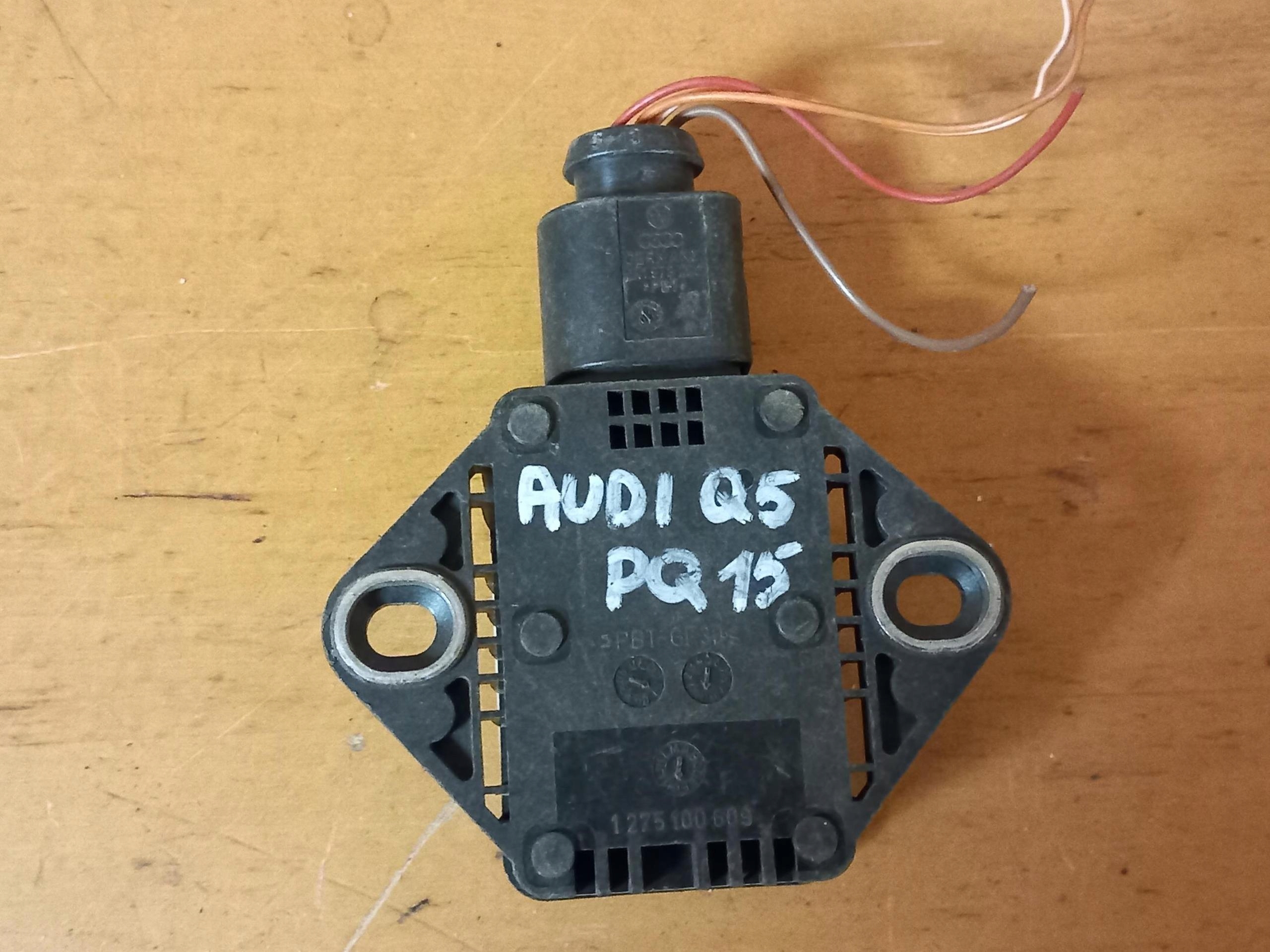 module control unit sensor ESP AUDI Q5 and 8R 8K0907637C 07-15