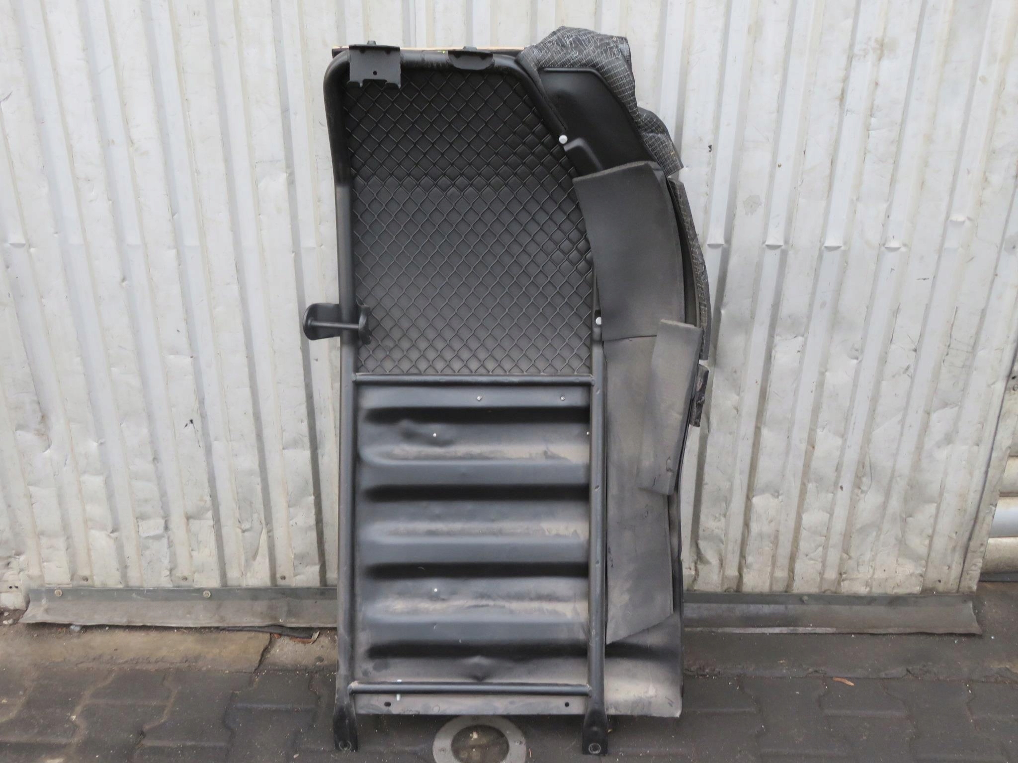 ŚCIANA GRODZIOWA PEUGEOT PARTNER II