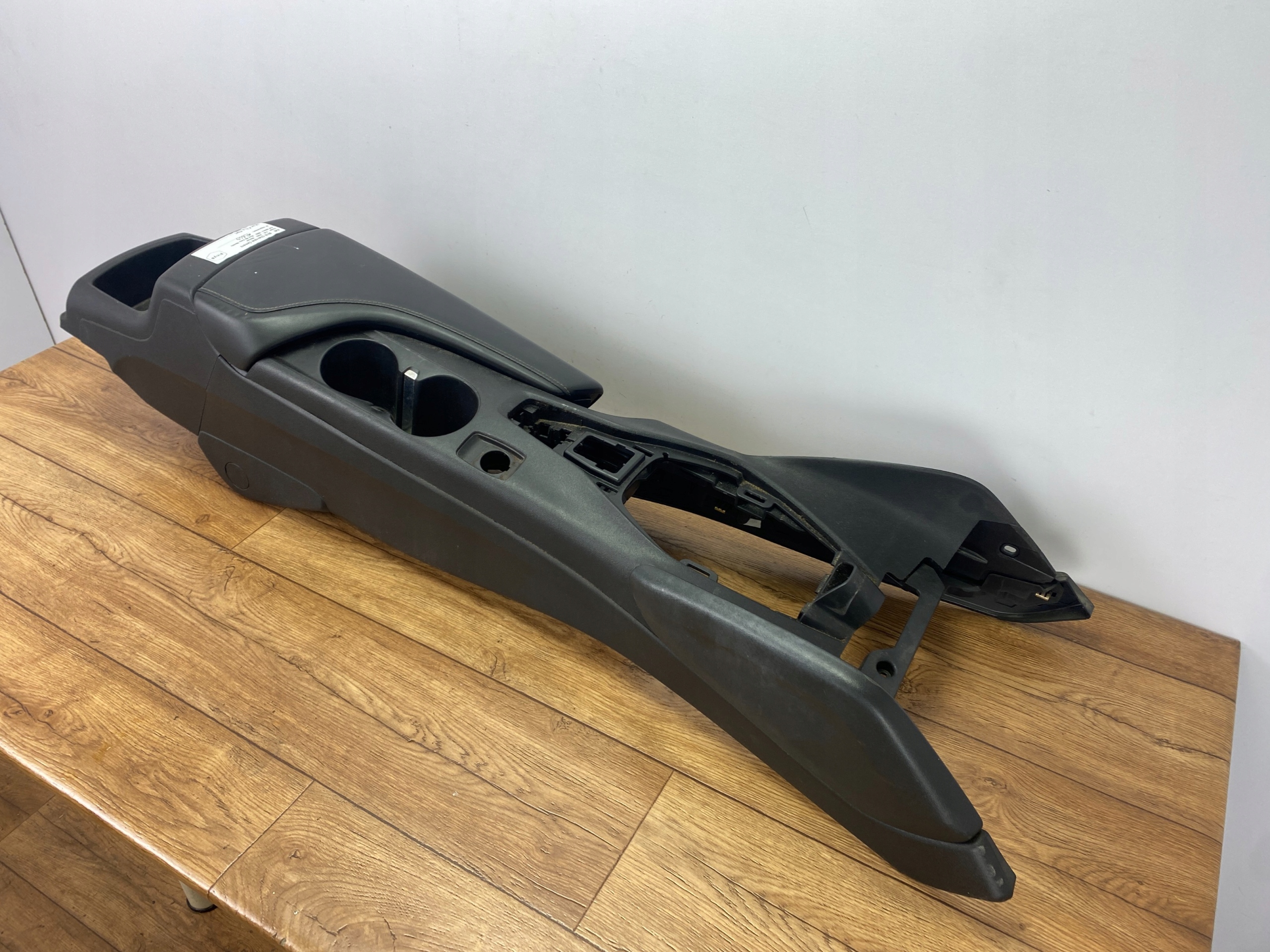 console tunel central armrest Chevrolet Camaro 2016+