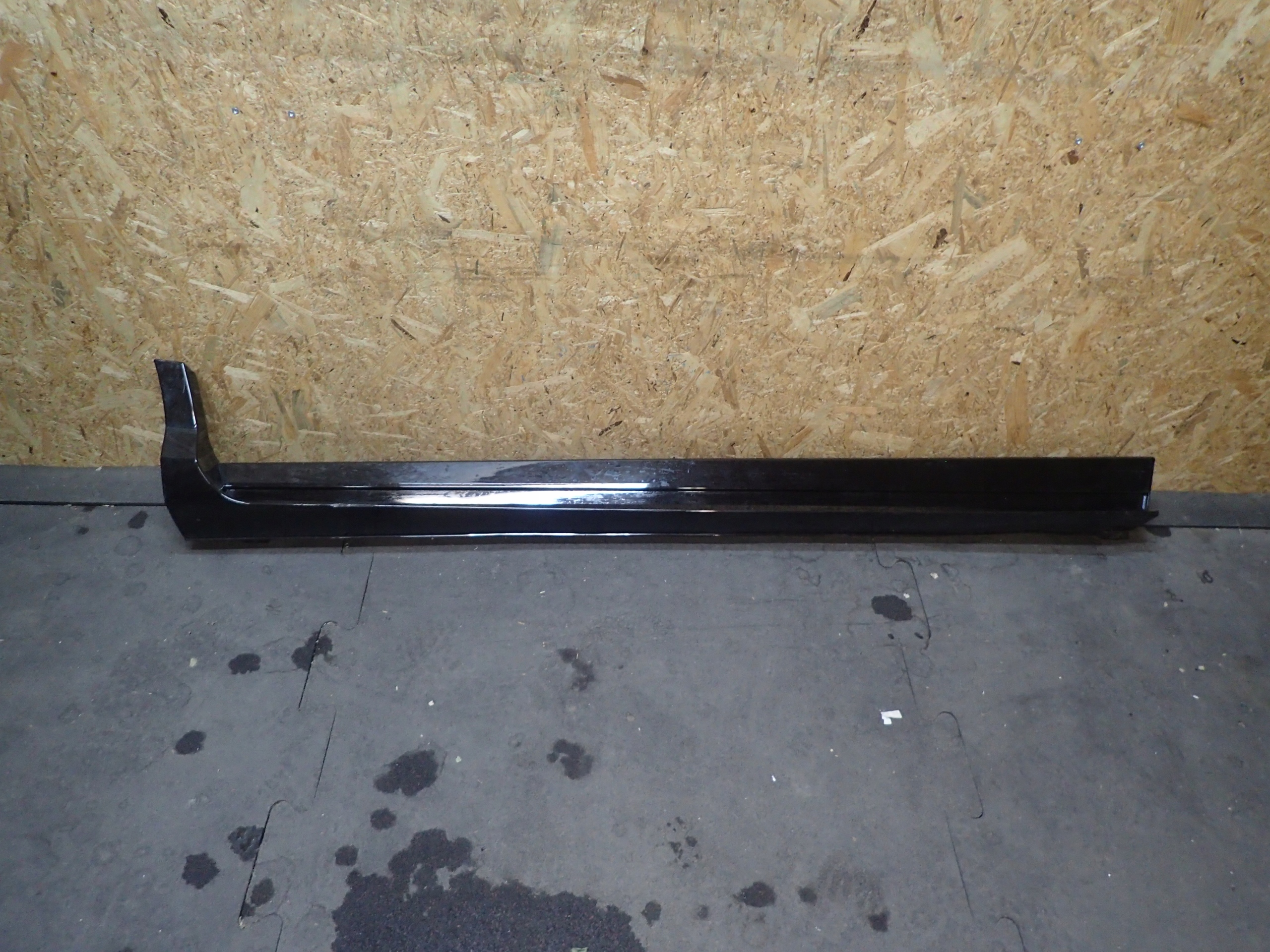 PRÓG LISTWA PROGOWA PRAWA KUGA MK2 ST TITANIUM FL