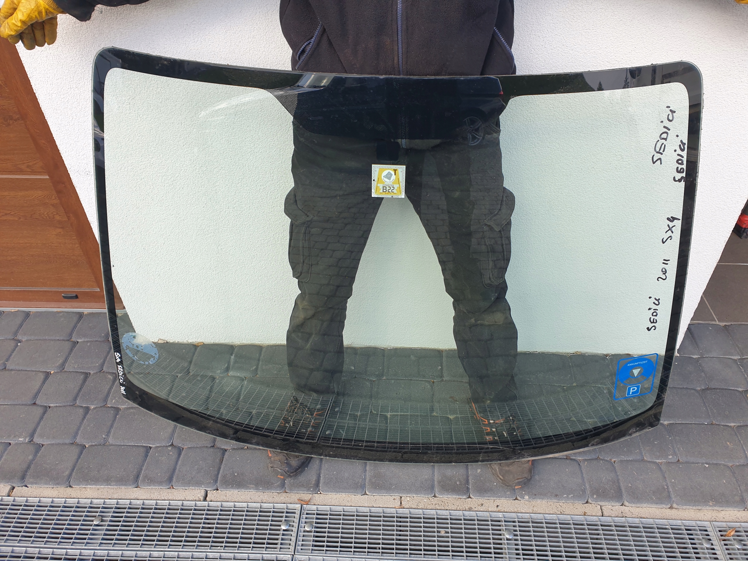window front SUZUKI SX4 FIAT SEDICI GORLICE 2006
