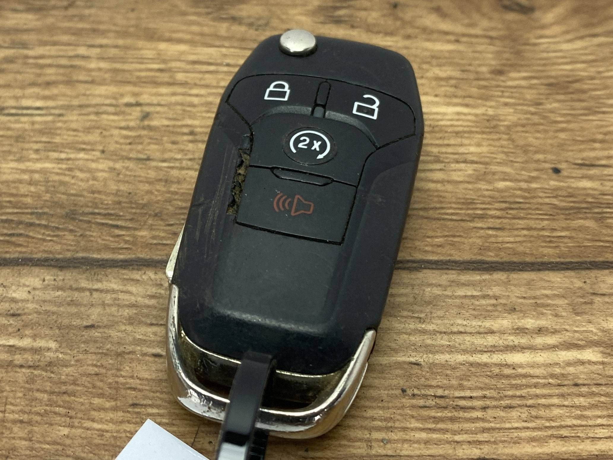 key Dodge Charger 2015+