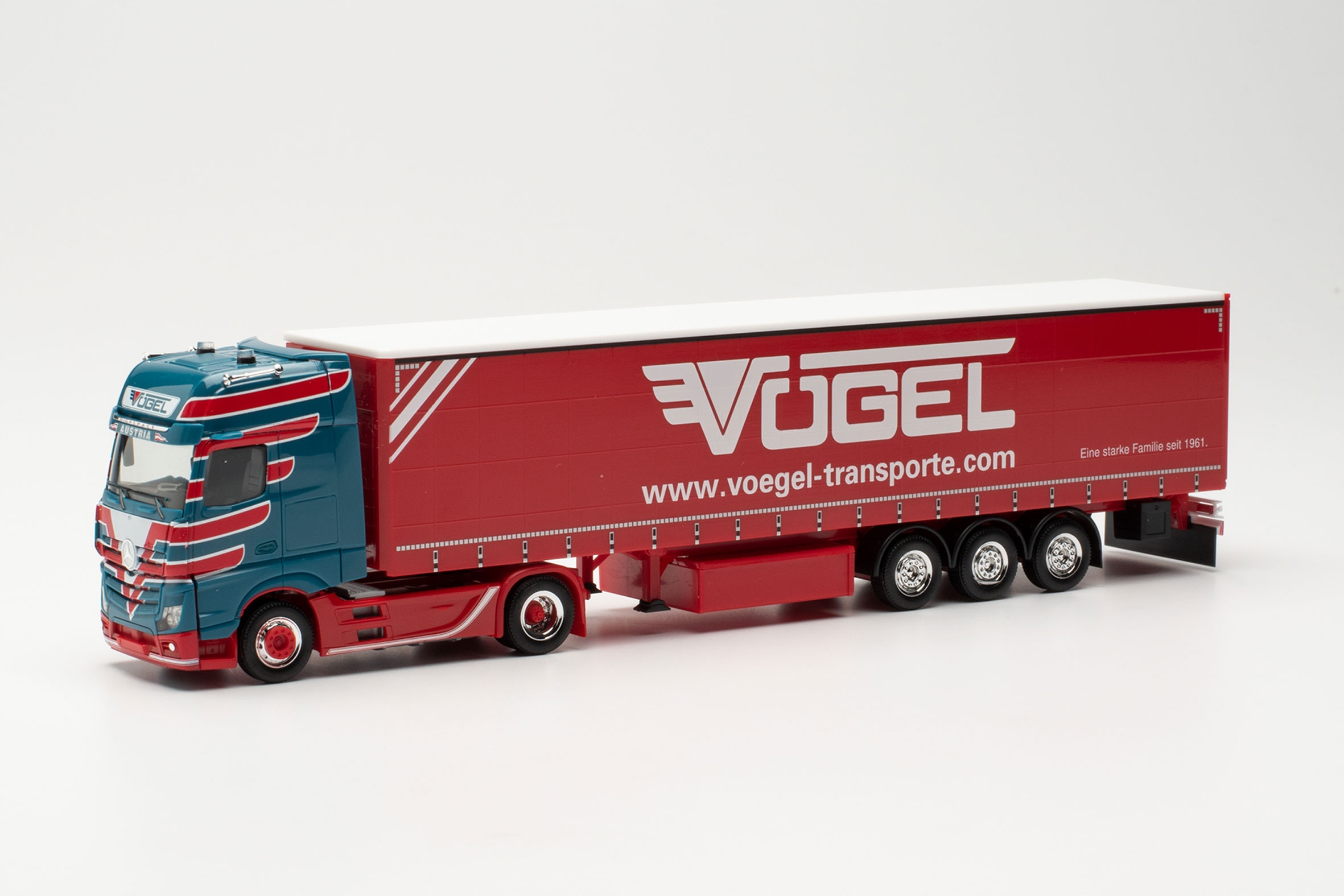 Herpa 315418 Mercedes Actros Gigaspace `18 Vogel