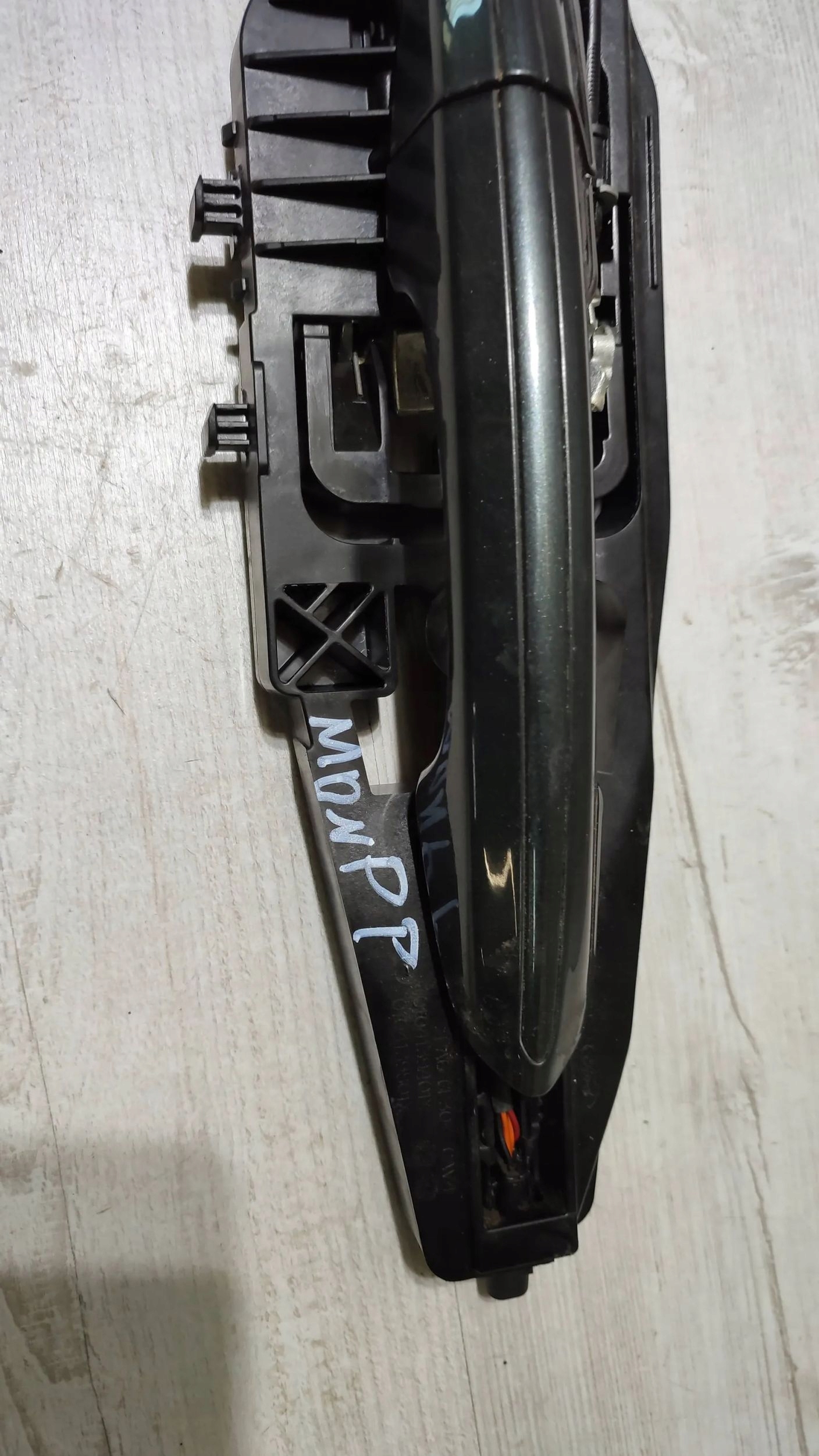 Ford Mondeo MK5 16r 2.0TDCi front side right handle exterior