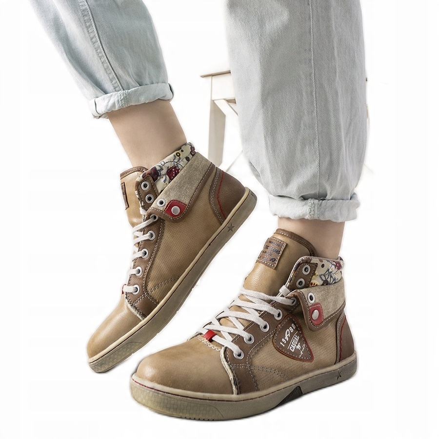 

Beżowy Skóra ekologiczna Buty Trampki r.36