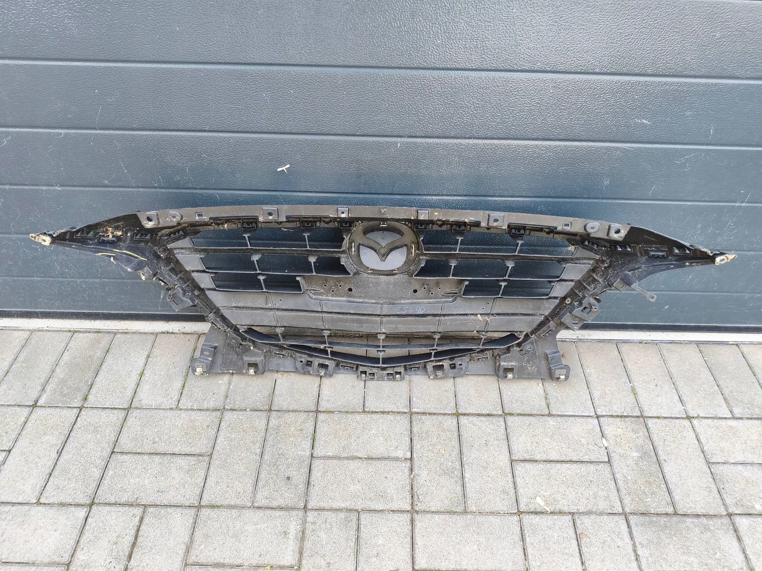 Mazda 3 BJ 13- front PREKLADgrill front front