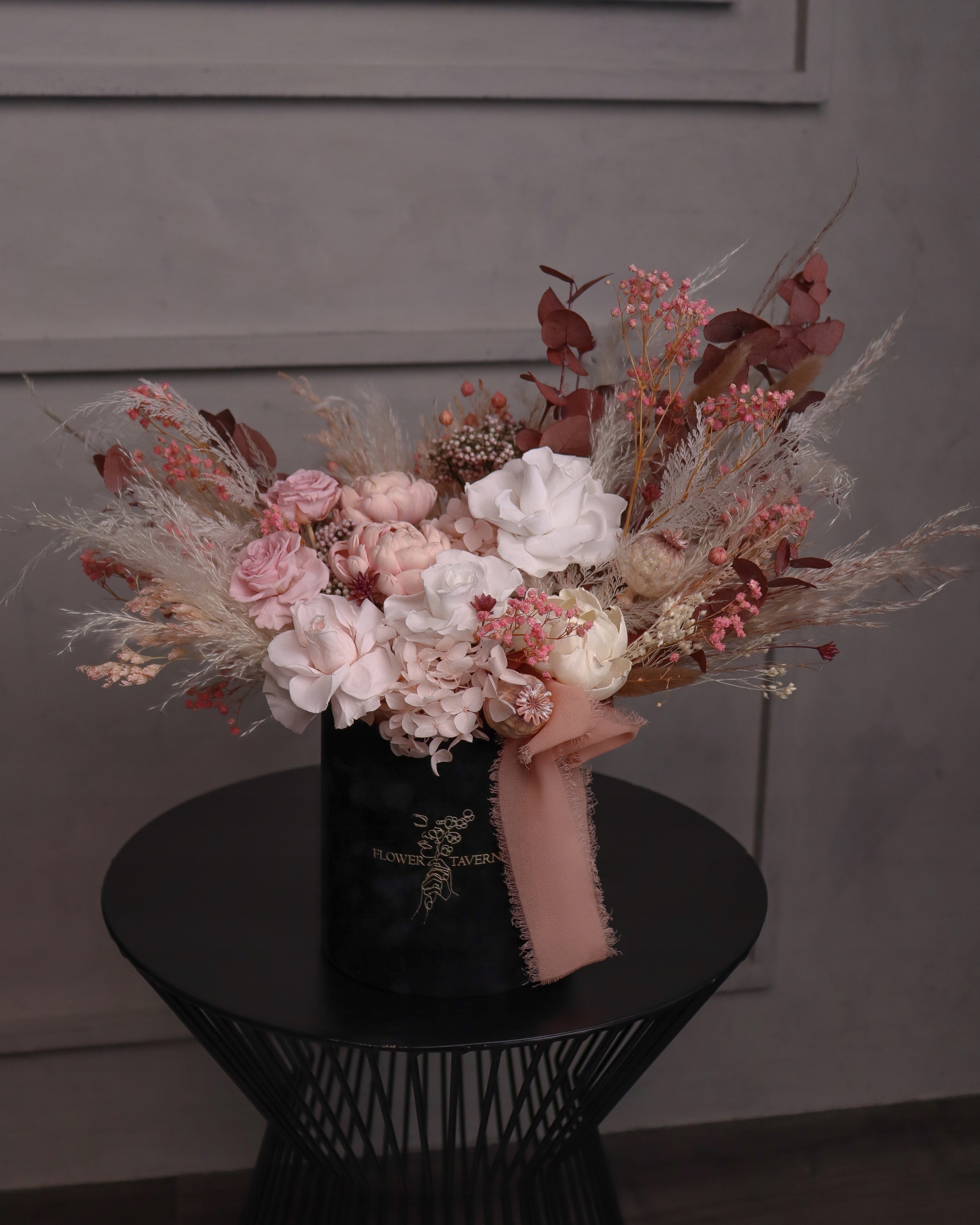 FlowerBox s kvetmi, večné ruže v krabici, 100 % prírodné rastliny