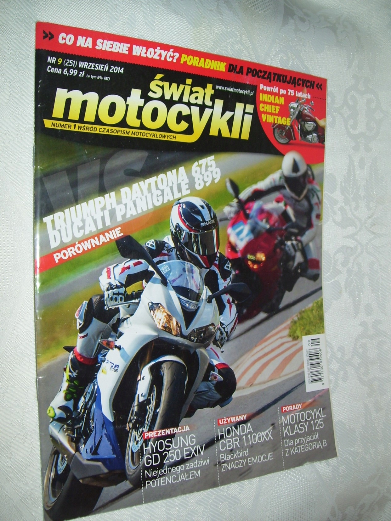 ŚWIAT MOTOCYKLI - TRIUMPH DAYTONA 675 - 9/2014