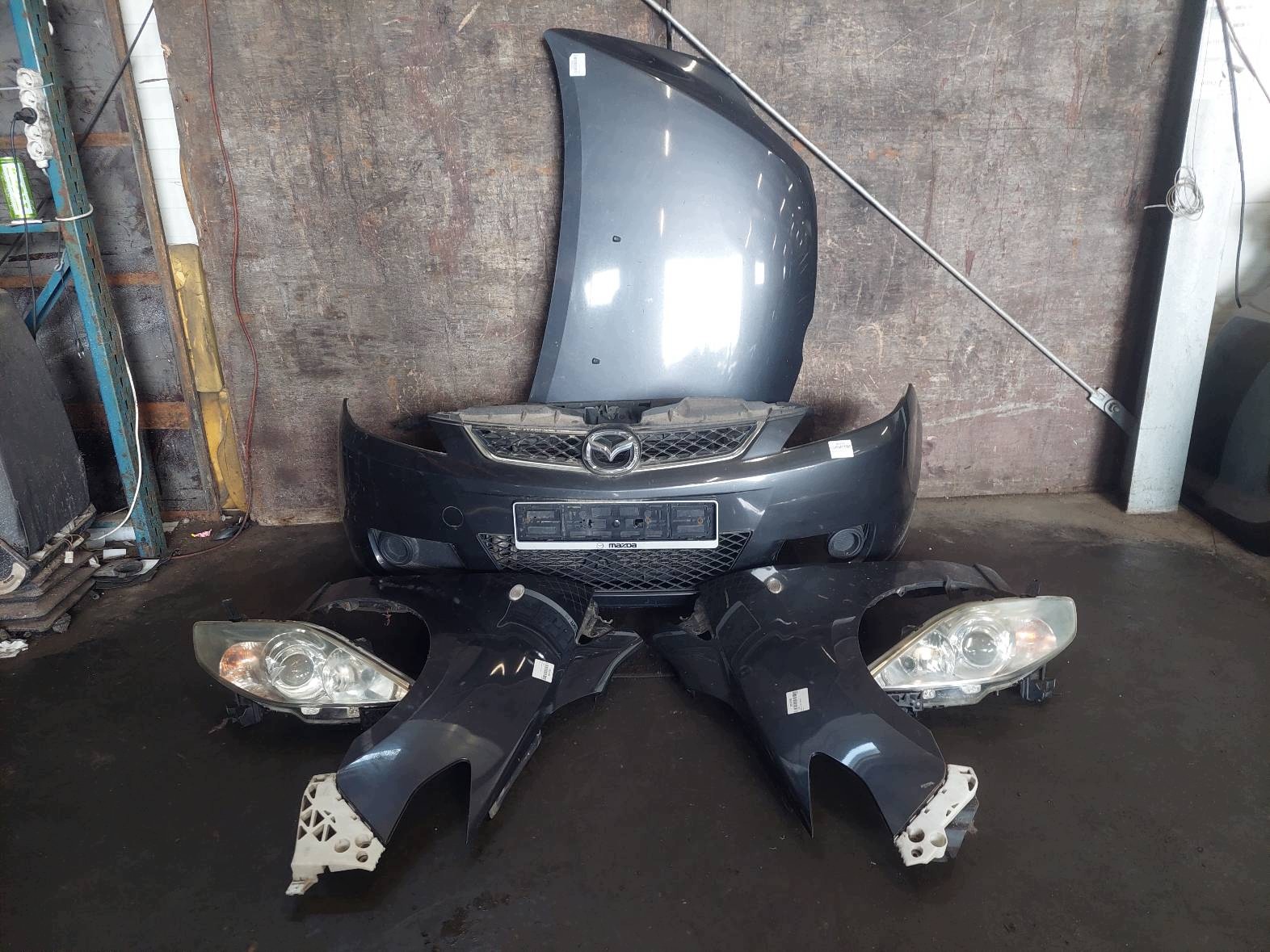 complete front bonnet bumper light fender MAZDA 5 and 28B