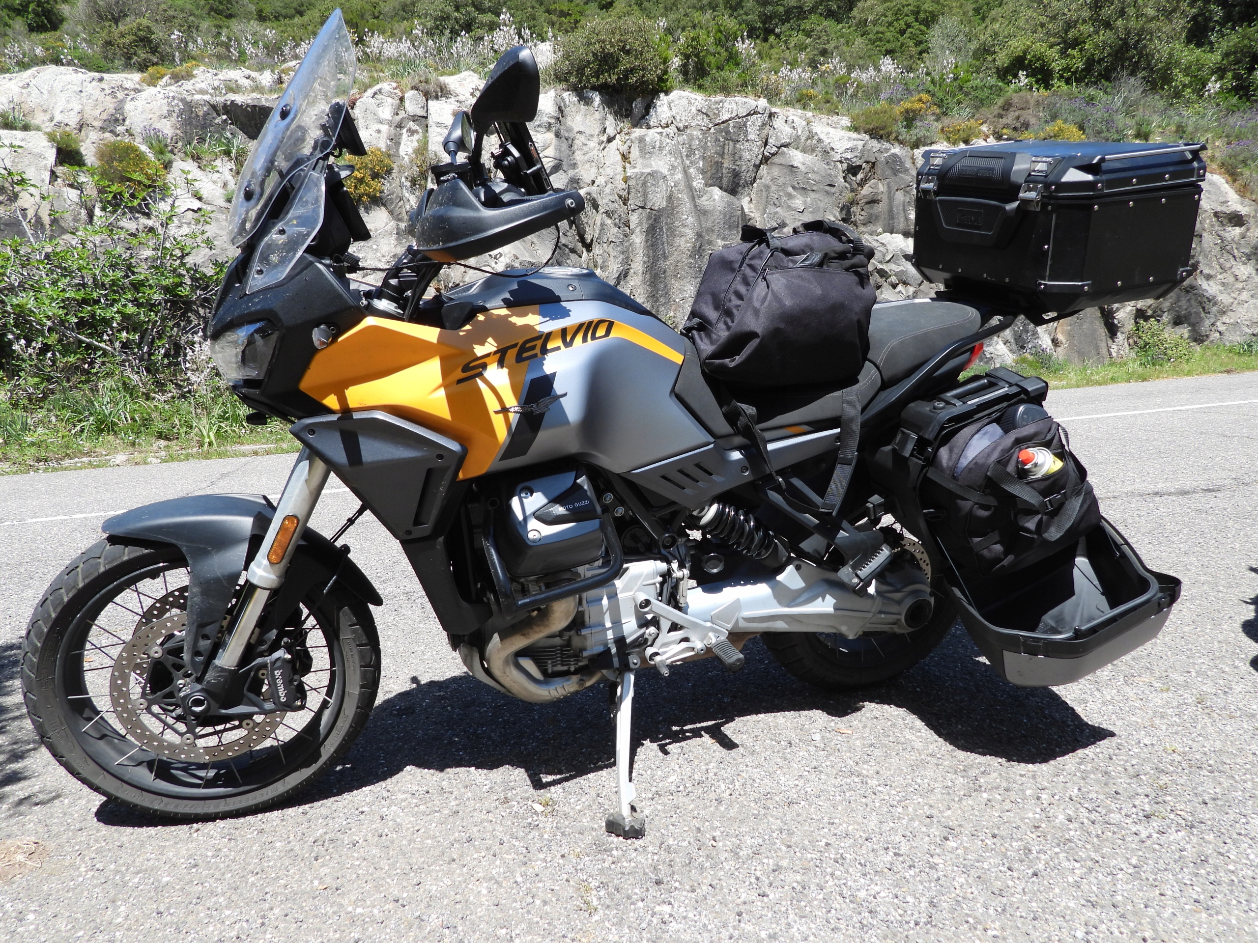Torby do kufrów bocznych Moto Guzzi V100 Stelvio i Mandello Producent